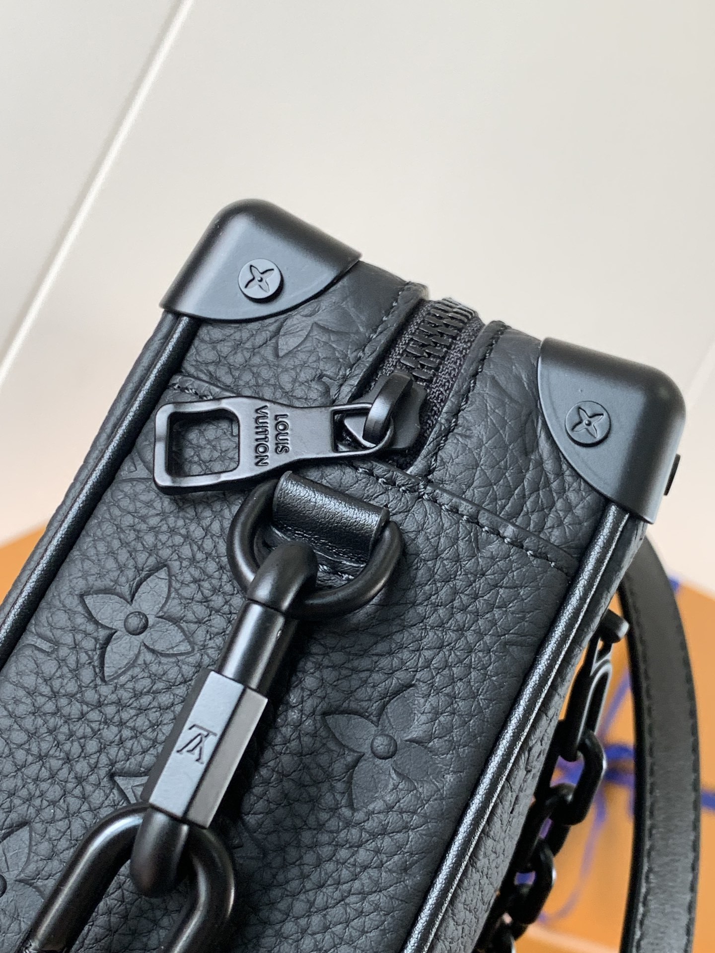 顶级原单 变码芯片 头层皮 M55702 顶级原单 Soft Trunk 迷你手袋取材压印 Monog