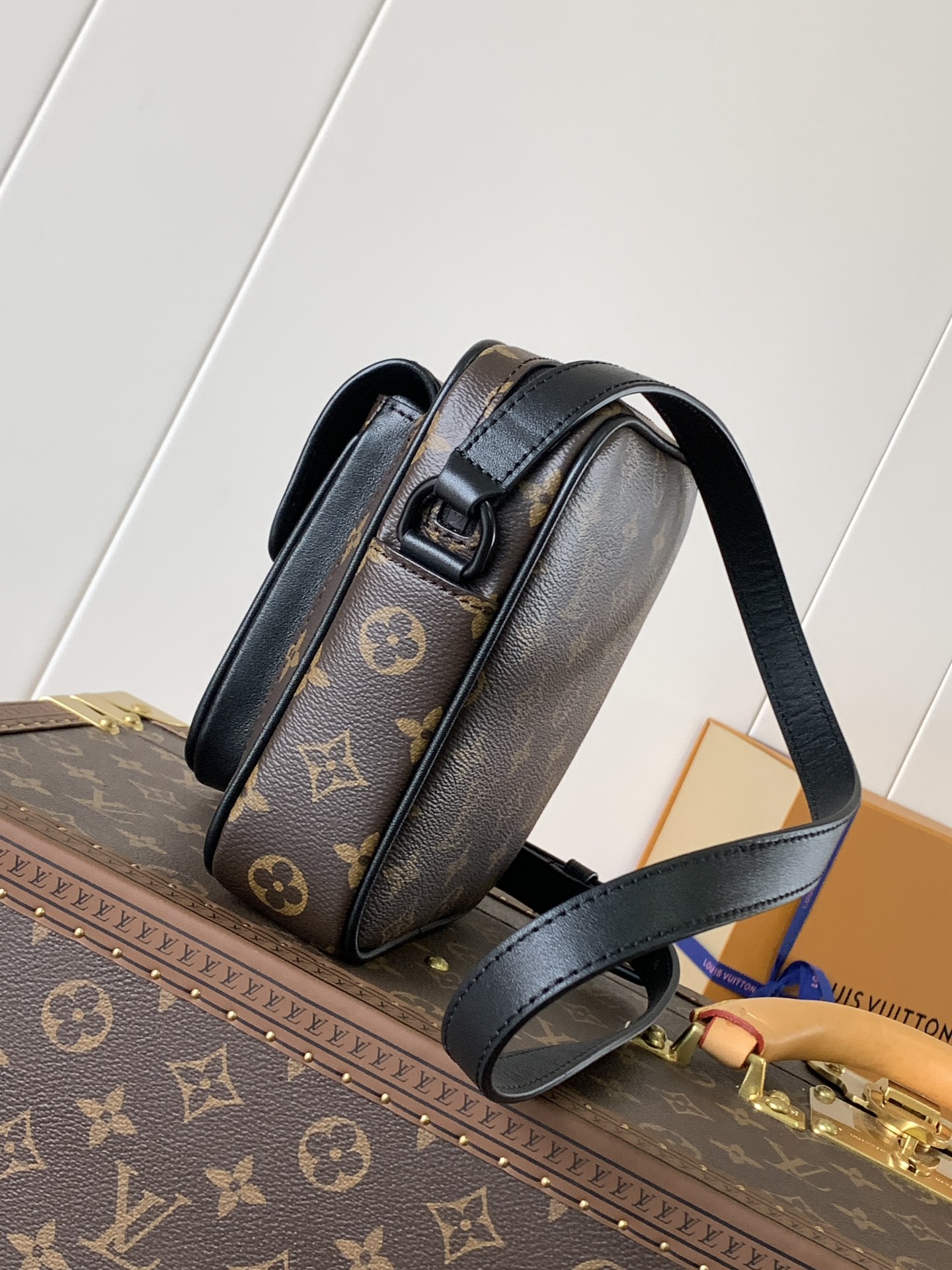 Louis Vuitton 变码芯片 独家 M69404 Christopher
