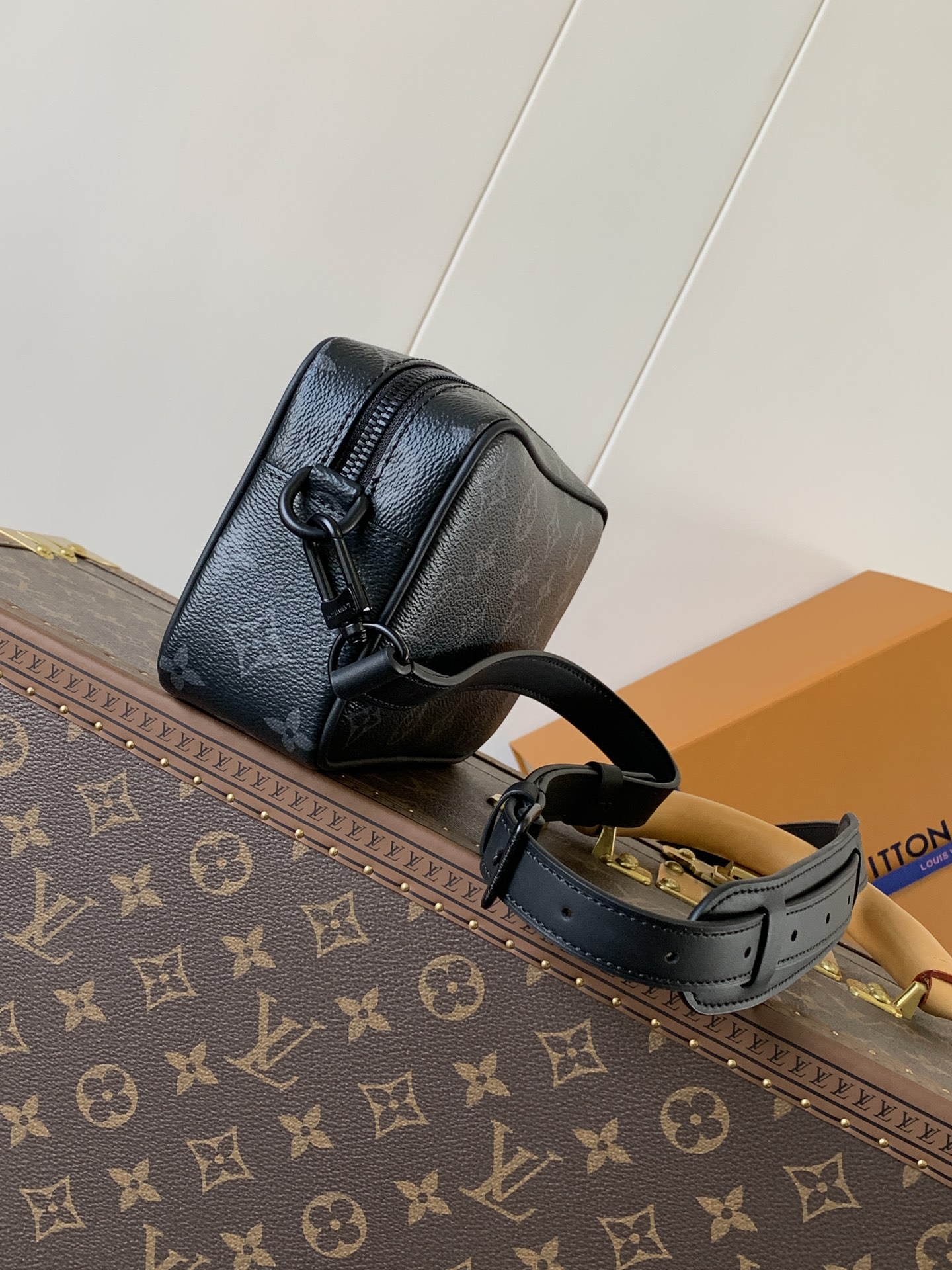 Louis Vuitton M14253黑花 M14058老花