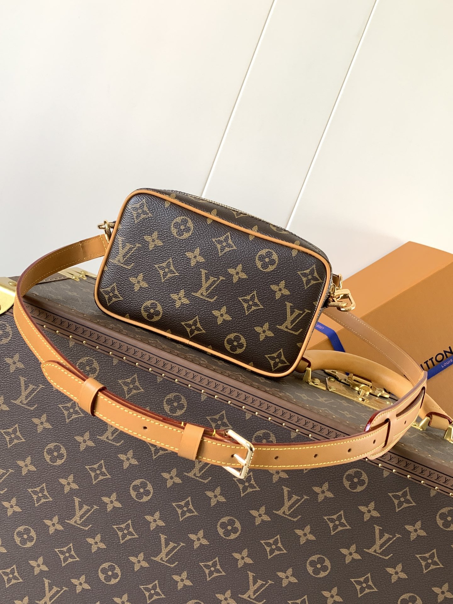 Louis Vuitton M14253黑花 M14058老花