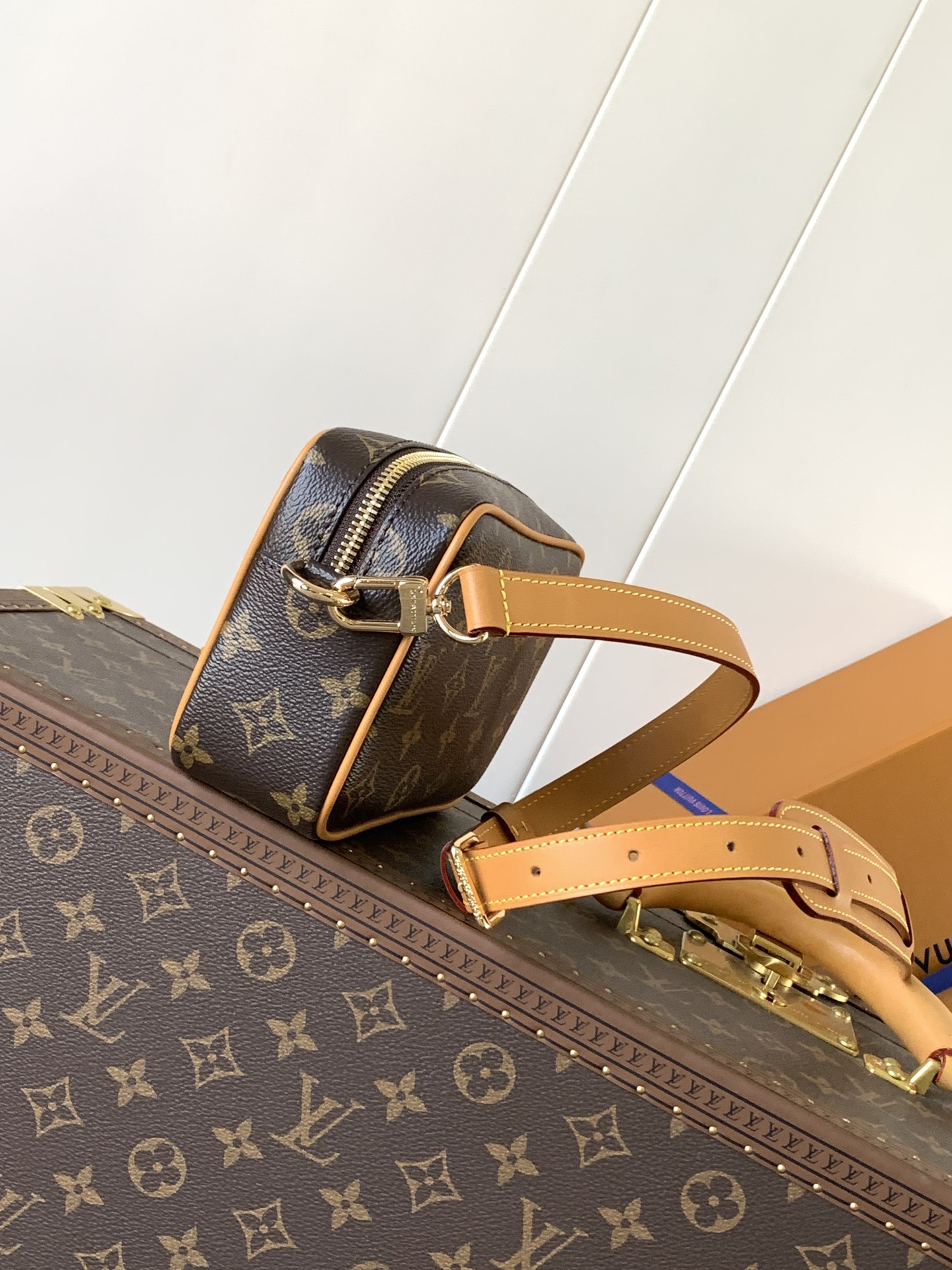 Louis Vuitton M14253黑花 M14058老花