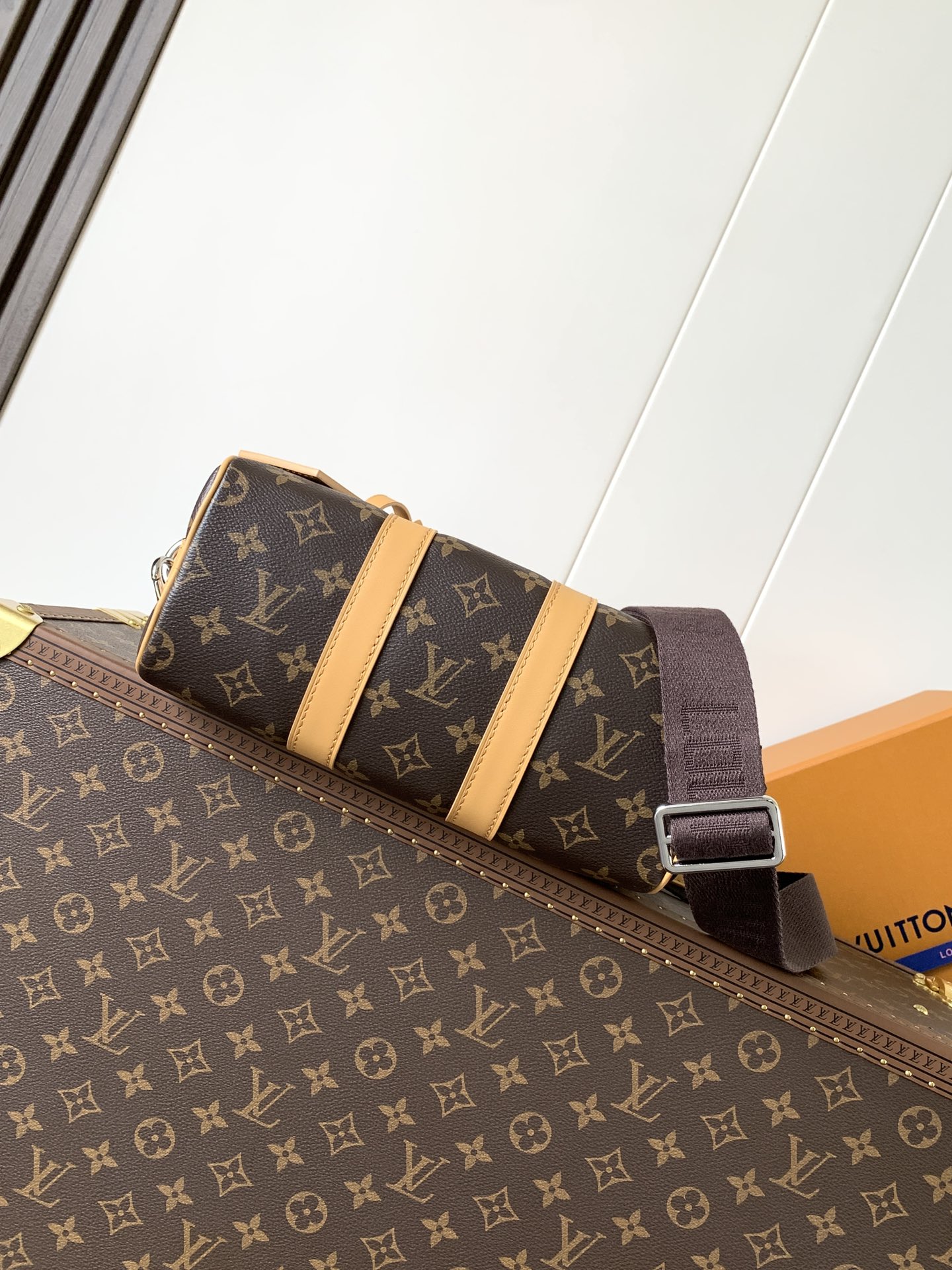 Louis Vuitton M12609 M12733老花黄色 动态变码163c 本款 Keepall Bandoulière 25 手袋浓缩 Keepall 旅行袋设计
