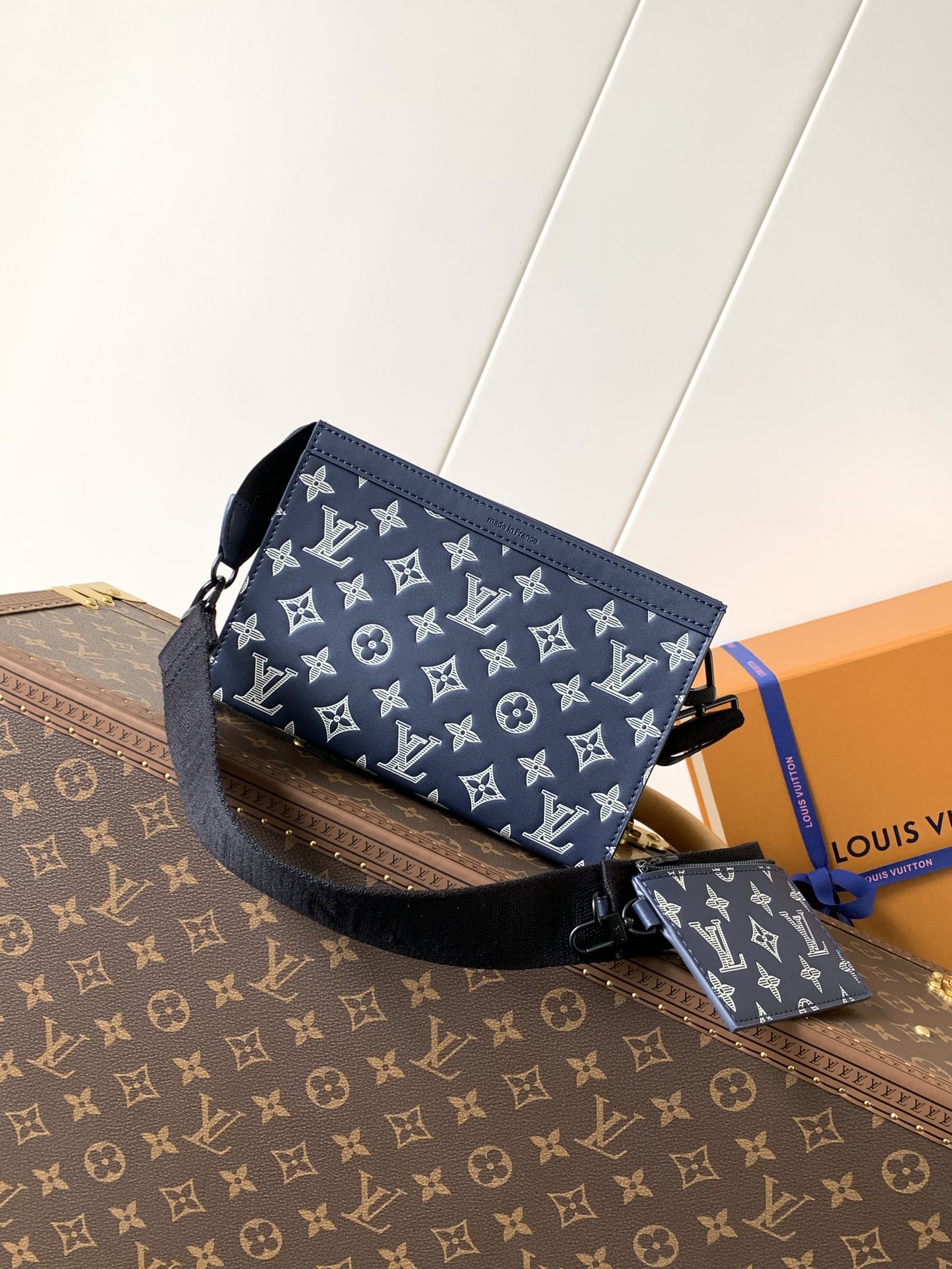 Louis Vuitton M83384压印蓝 变码芯片163C