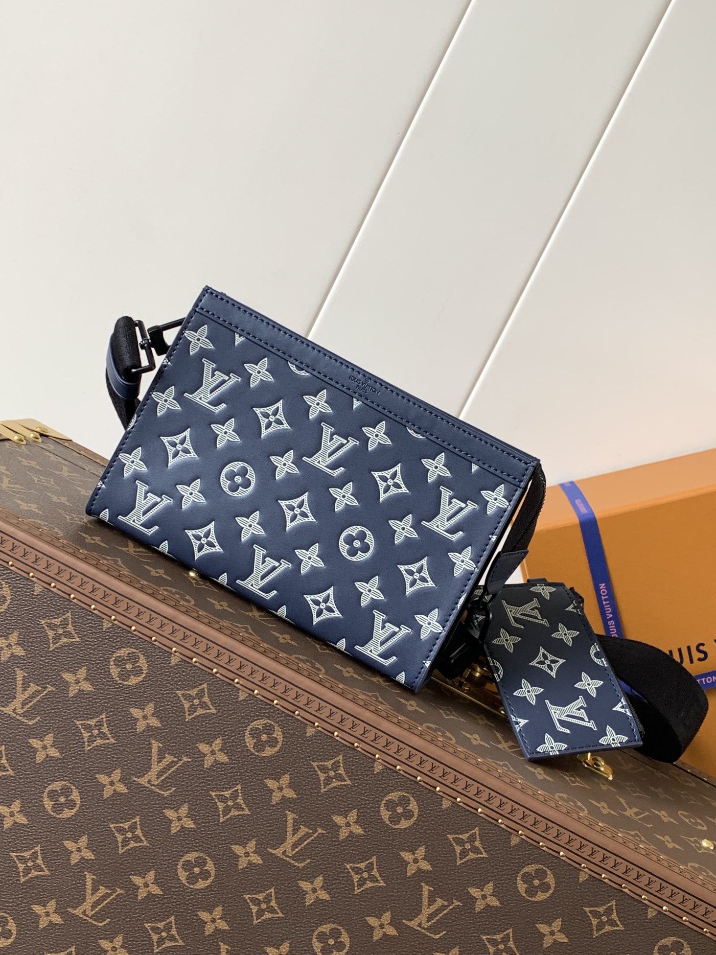 Louis Vuitton M83384压印蓝 变码芯片163C