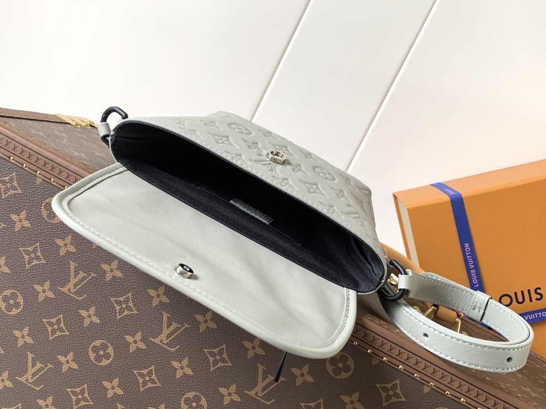 Louis Vuitton M14794灰压印 变码芯片163C