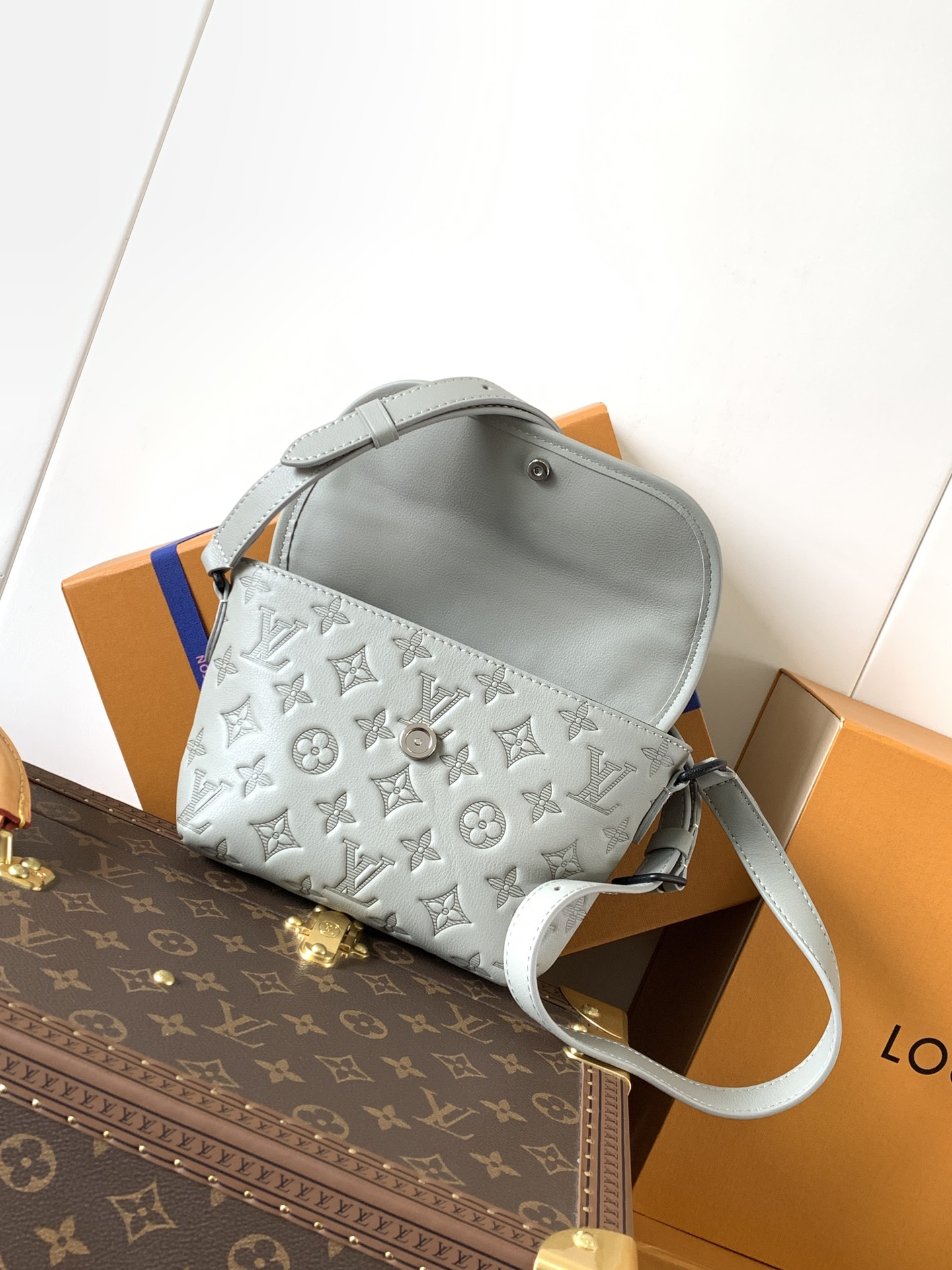 Louis Vuitton M14794灰压印 变码芯片163C
