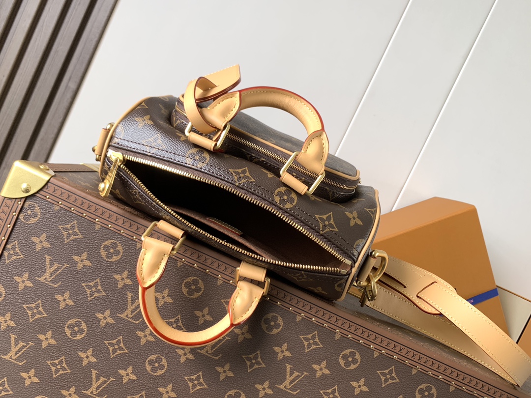 M14981 顶级原单 变码芯片163C 本款 Keepall 25 Cargo 手袋出自 Monogr