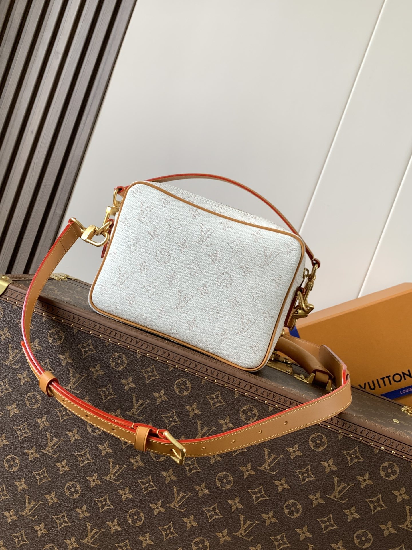 M14682 顶级原单 变码芯片163C Pharrell Williams 采用 Monogram H