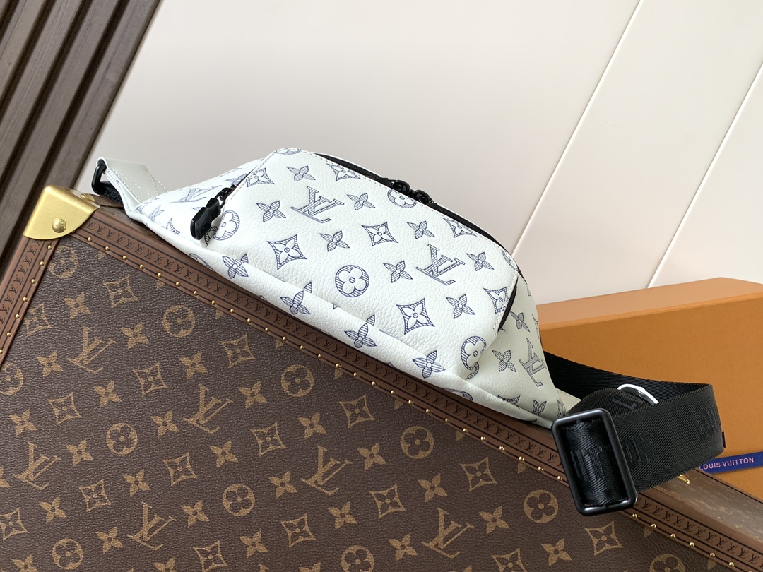 Louis Vuitton Rush Monogram Shadow Leather Bum Bag - White, M25227 5 i1753306301 5008 7