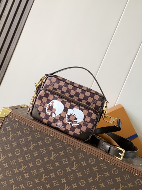 Louis Vuitton Nil Messenger Bag Damier Pharrell Williams Limited Edition 1 Louis Vuitton Nil Messenger Bag Damier Pharrell Williams Limited Edition