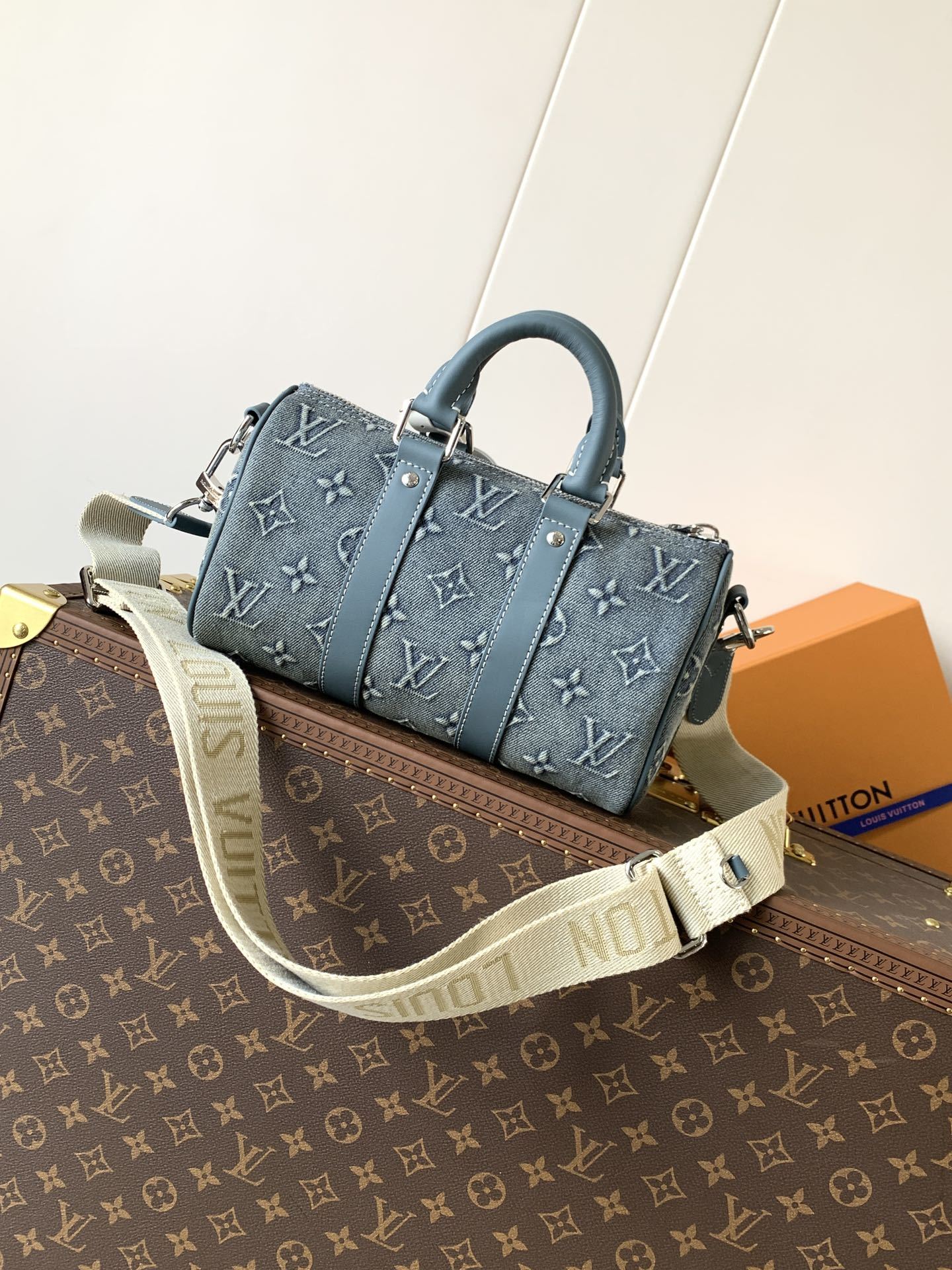 M22762 顶级原单 变码芯片163C 本款 Keepall Bandoulière 25 手袋展现