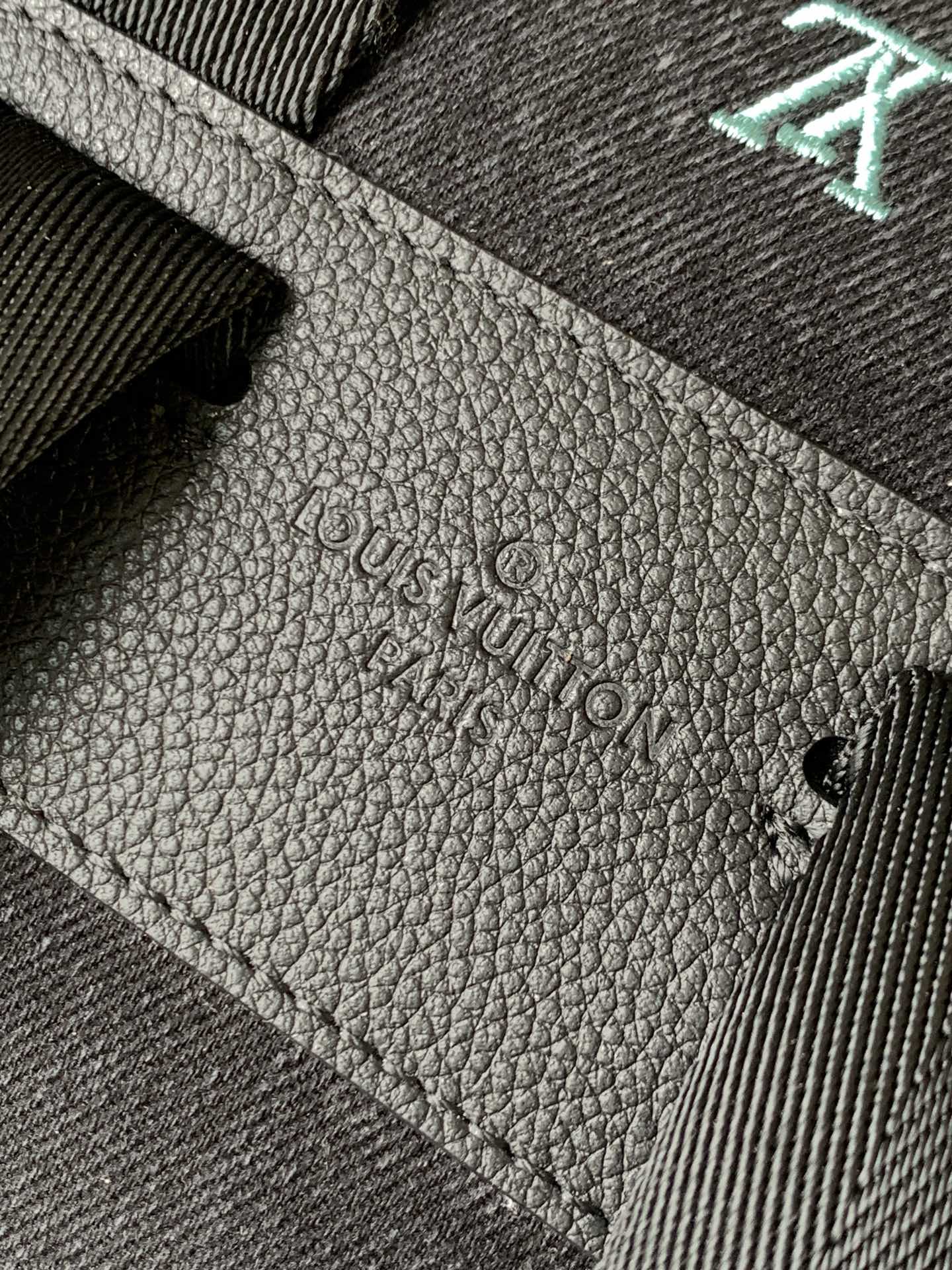 M14135牛仔 顶级原单 变码芯片163C 本款 Montsouris 双肩包取材水洗 LV Blas