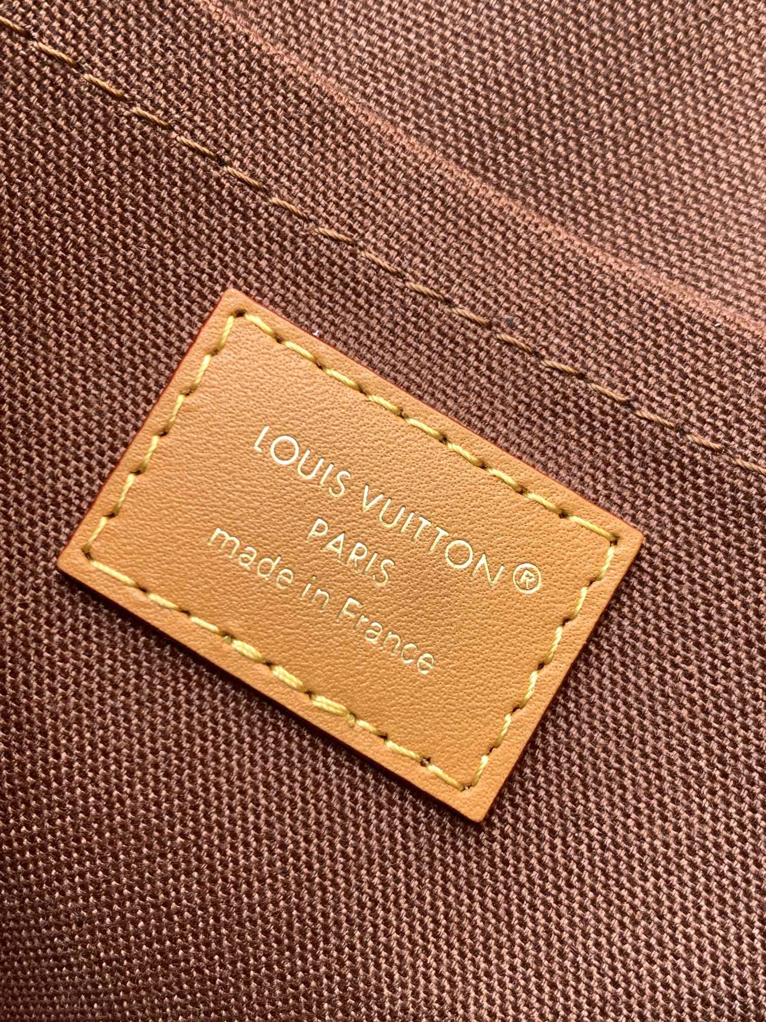 M26805 顶级原单 变码芯片163C 本款 Satchel 迷你手袋出自Monogram Archi