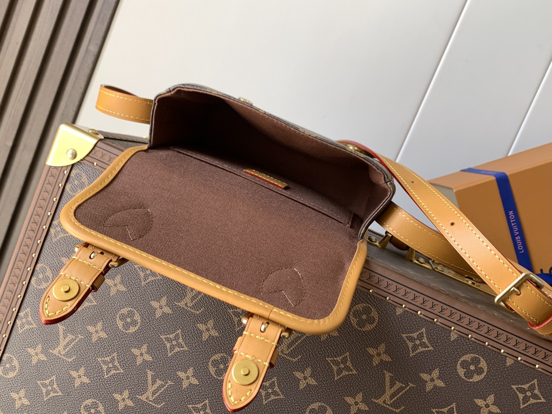 M26805 顶级原单 变码芯片163C 本款 Satchel 迷你手袋出自Monogram Archi