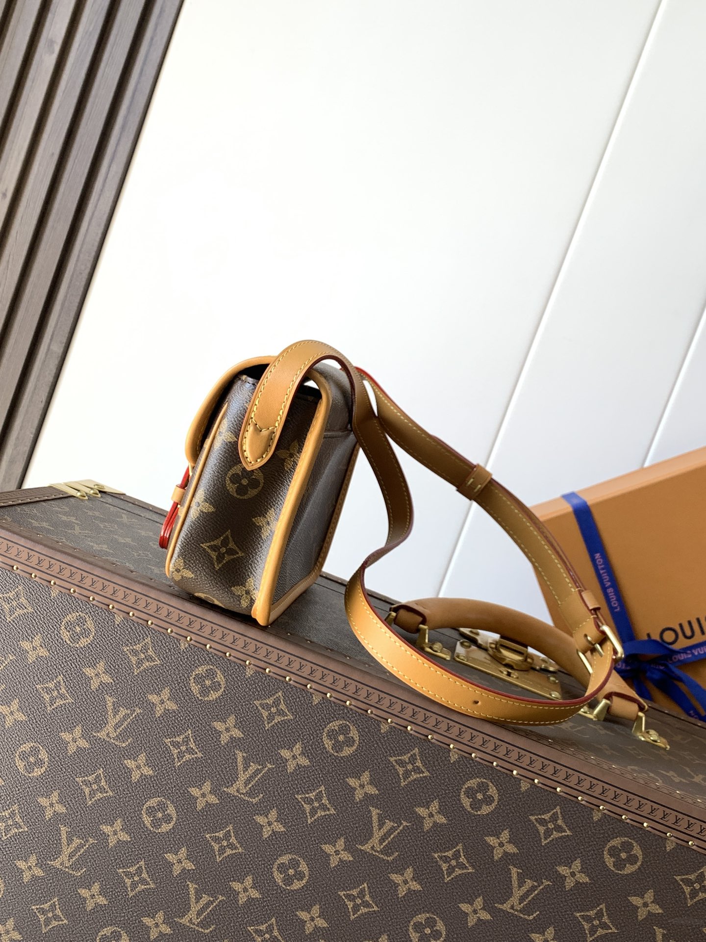 M26805 顶级原单 变码芯片163C 本款 Satchel 迷你手袋出自Monogram Archi