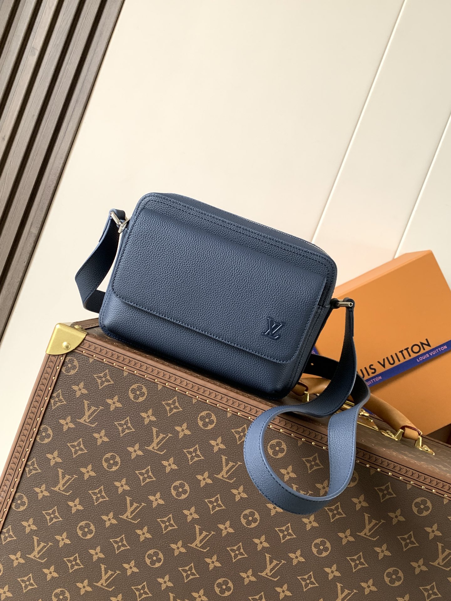 Louis Vuitton M15260蓝色 变码芯片163C