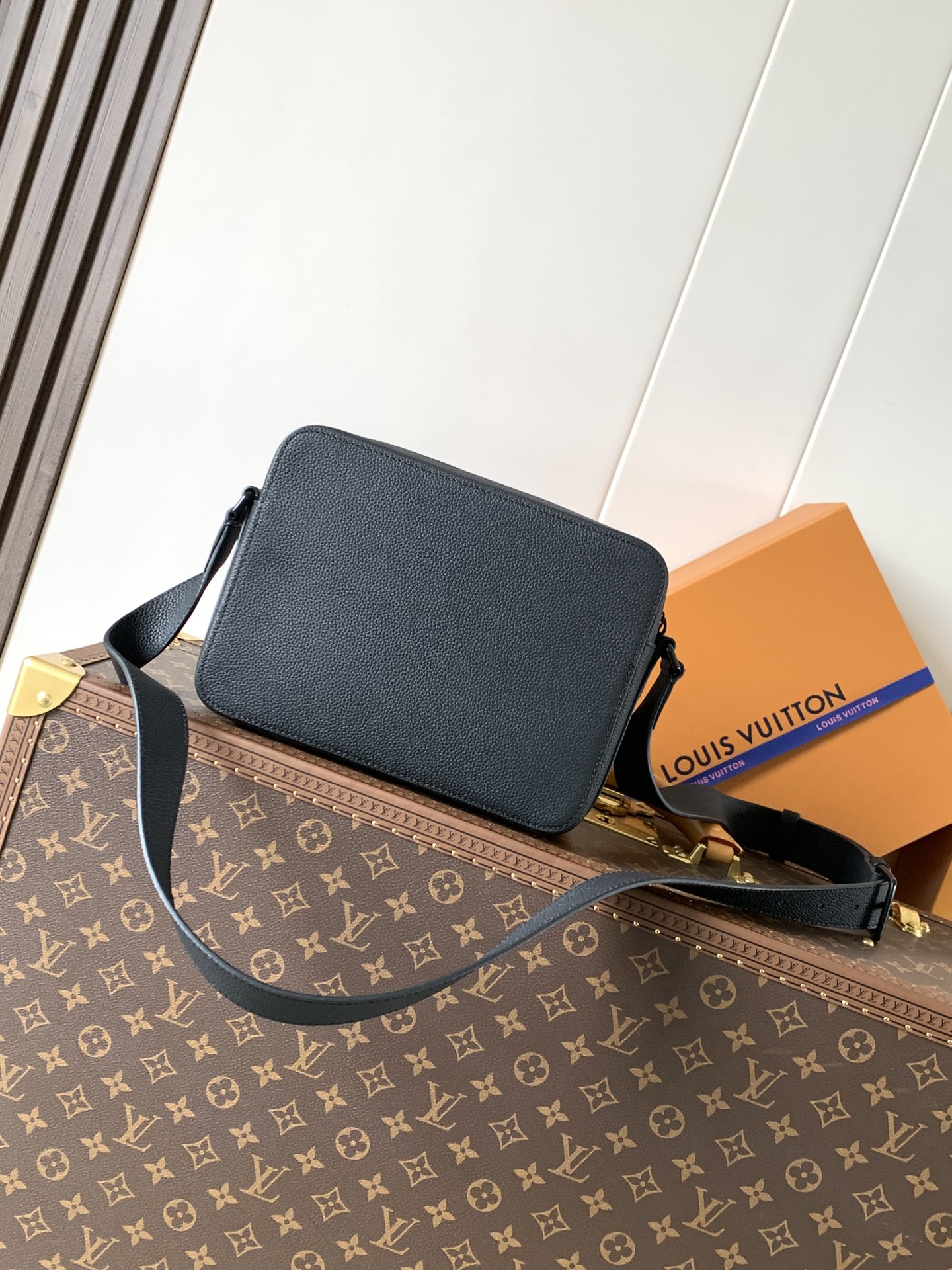 Louis Vuitton M15265黑色 变码芯片163C