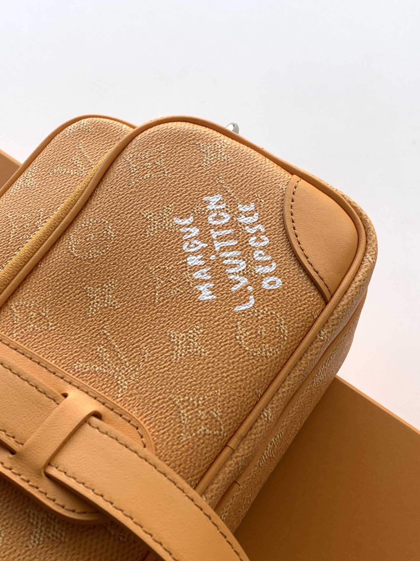 Louis Vuitton M27232黄色 变码芯片163C