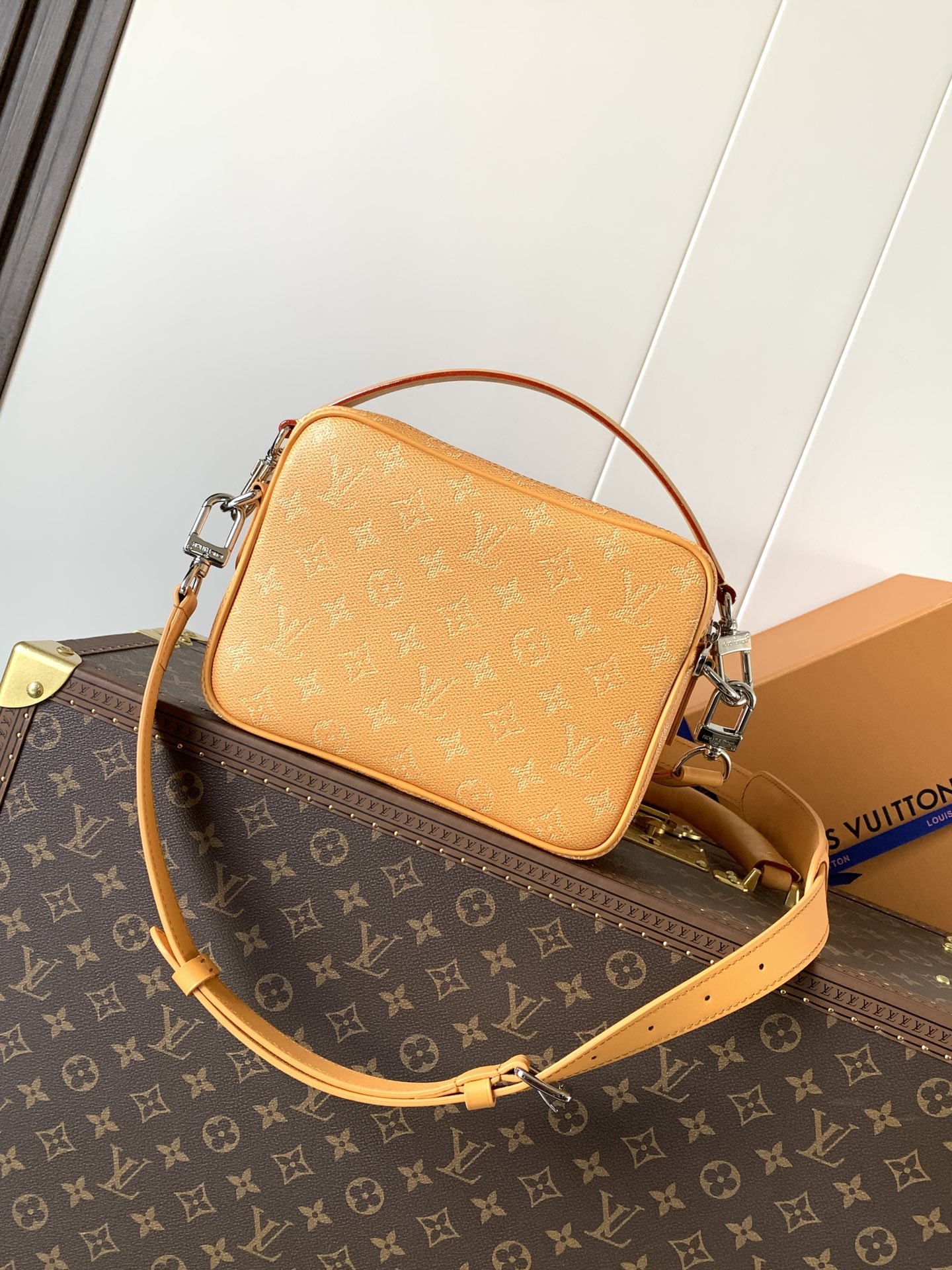 Louis Vuitton M27232黄色 变码芯片163C