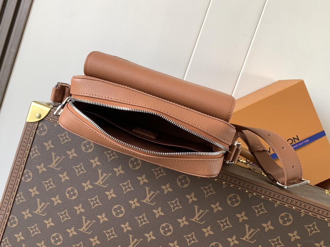 Louis Vuitton M25981棕色 变码芯片163C