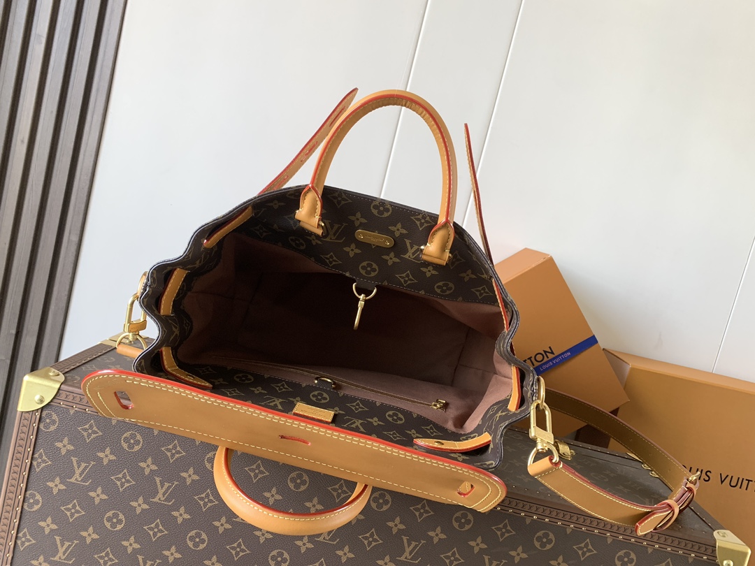 Louis Vuitton M25989 变码芯片163C 本款Steamer 30手袋出自Pharrel Williams之手