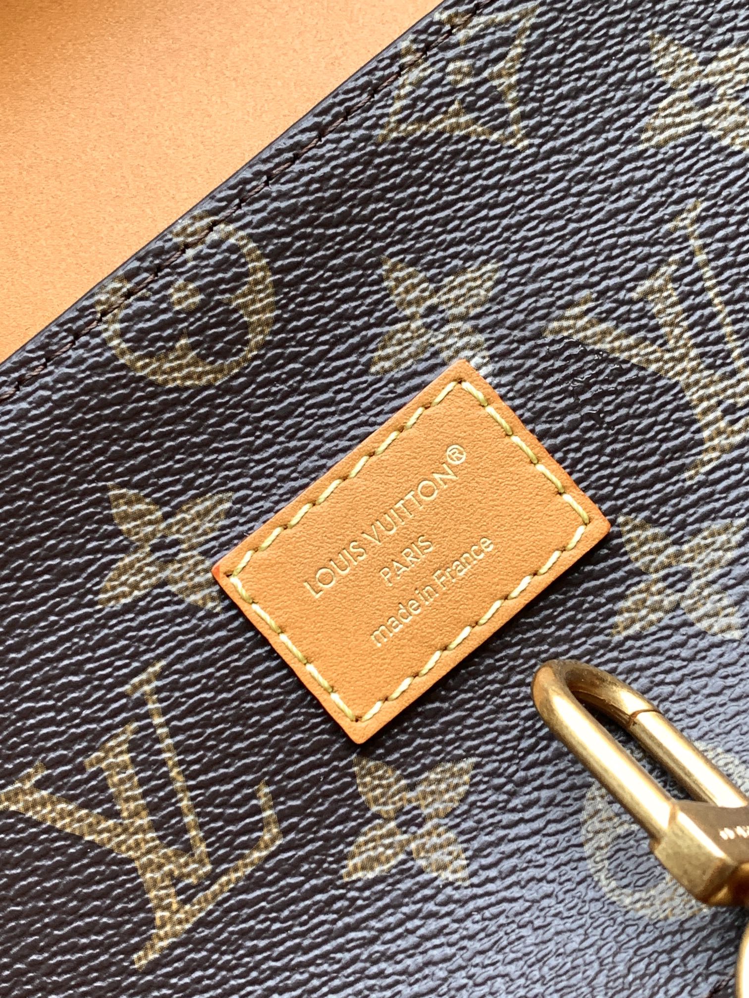 Louis Vuitton M25989 变码芯片163C 本款Steamer 30手袋出自Pharrel Williams之手