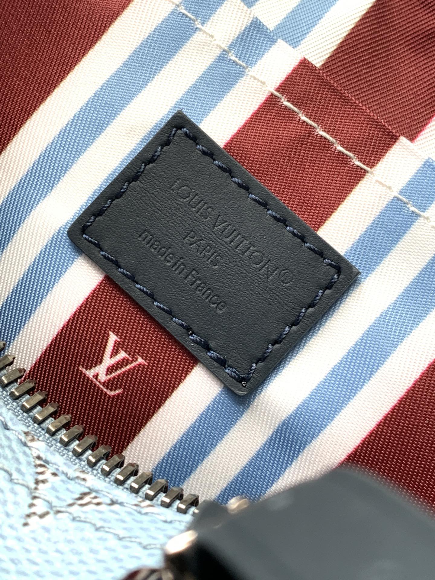 Louis Vuitton M14681蓝色 变码芯片163C【KEEALL