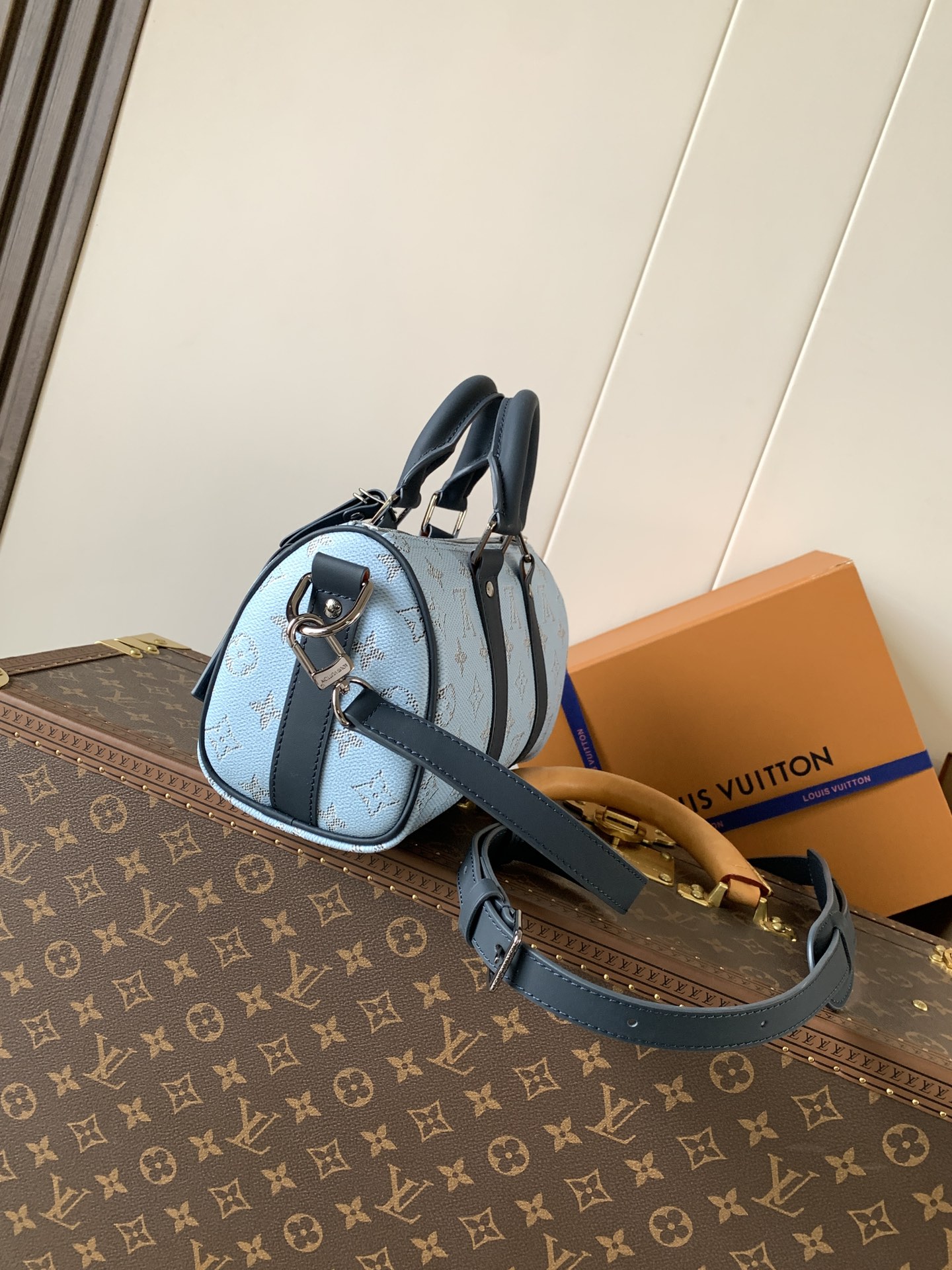 Louis Vuitton M14681蓝色 变码芯片163C【KEEALL