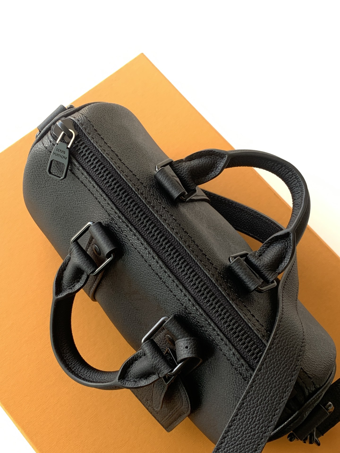 Louis Vuitton M28369 变码芯片163C