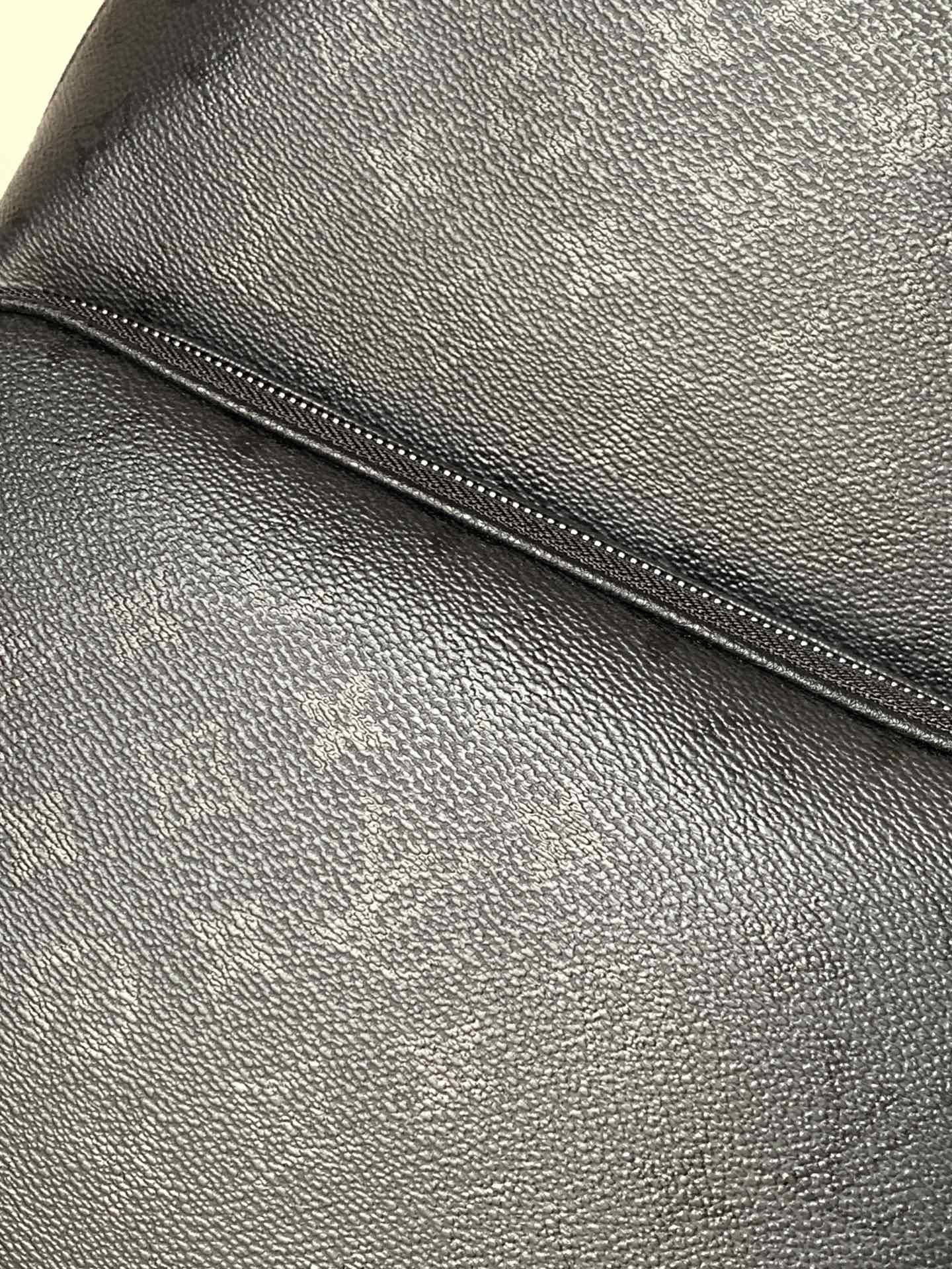 Louis Vuitton M26765 变码芯片163C