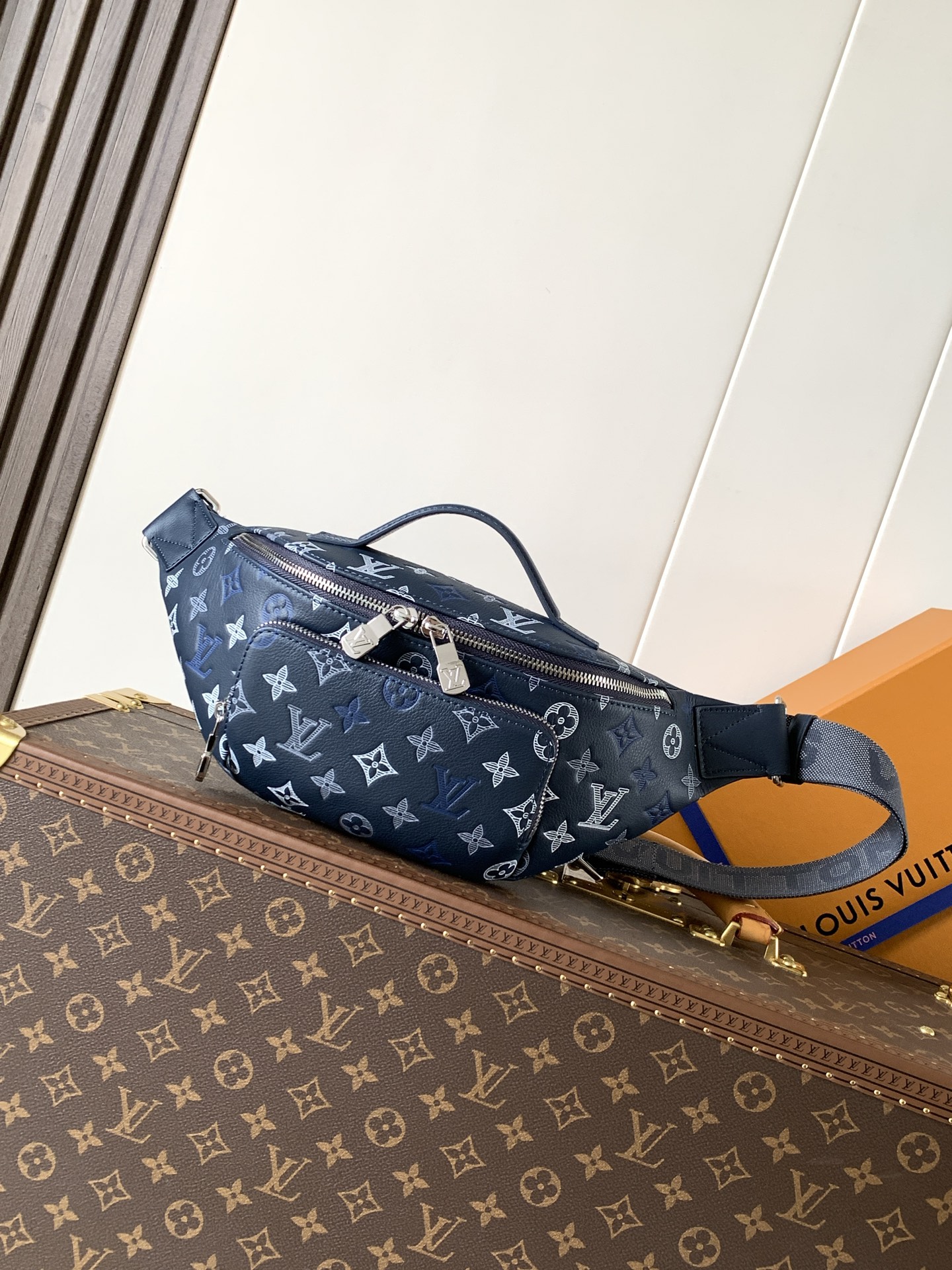 Louis Vuitton M28619蓝色丝印 变码芯片163C