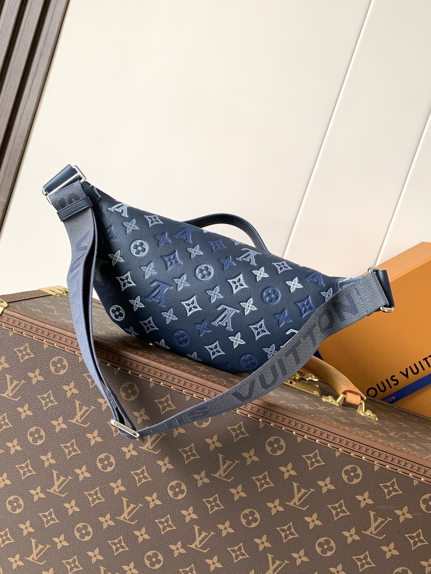 Louis Vuitton M28619蓝色丝印 变码芯片163C