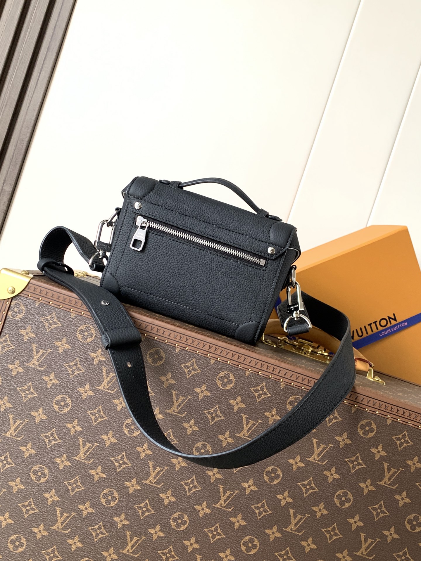 M11516黑皮 顶级原单 变码芯片163C 本款 Soul Trunk 手袋取材 Monogram Eclipse 帆