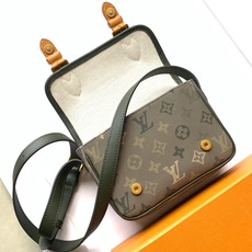 M26969绿色 顶级原单 变码芯片163C 本款 Satchel 迷你手袋取材 Monogram Surplus 帆布 M26969绿色 顶级原单 变码芯片163C 本款 Satchel 迷你手袋取材 Monogram Surplus 帆布