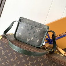 M26969绿色 顶级原单 变码芯片163C 本款 Satchel 迷你手袋取材 Monogram Surplus 帆布 M26969绿色 顶级原单 变码芯片163C 本款 Satchel 迷你手袋取材 Monogram Surplus 帆布