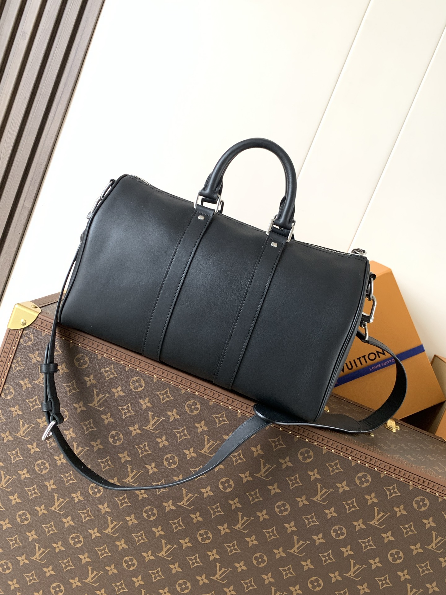 M28100棕色全皮M28100黑色全皮 顶级原单 变码芯片163C 本款 Keepall Cargo Bandouli