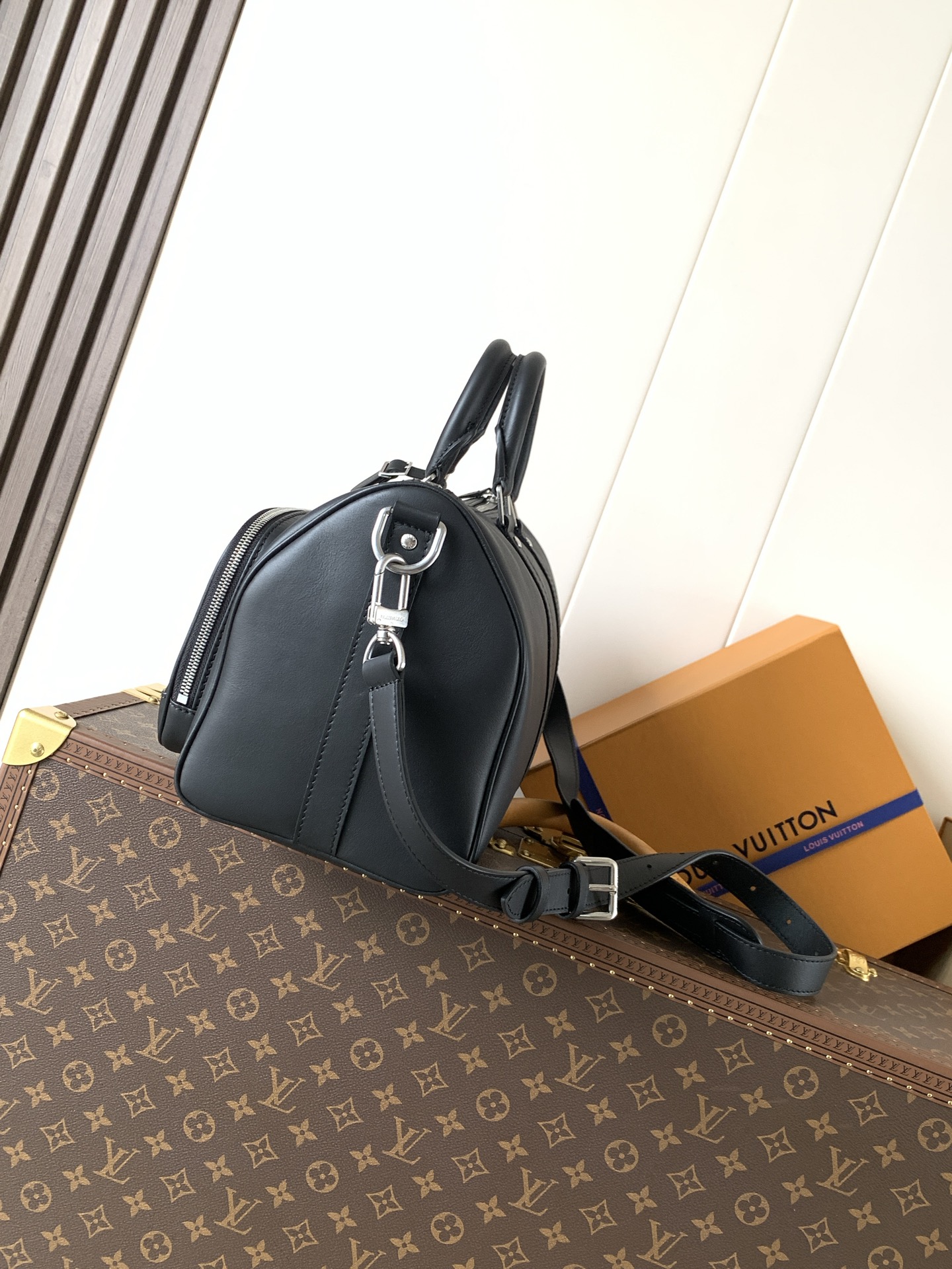 M28100棕色全皮M28100黑色全皮 顶级原单 变码芯片163C 本款 Keepall Cargo Bandouli