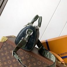 M28638 顶级原单 变码芯片163c 本款 Keepall Bandoulière 25 手袋溯源 2000 年代日 M28638 顶级原单 变码芯片163c 本款 Keepall Bandoulière 25 手袋溯源 2000 年代日