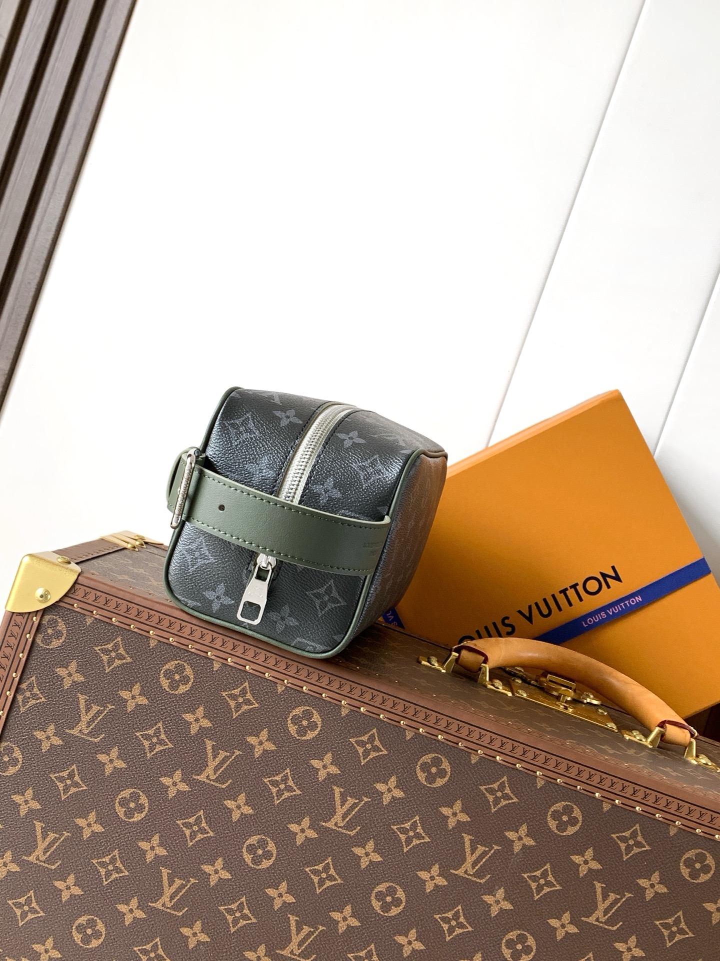 Louis Vuitton Dark Monogram Zip Bag