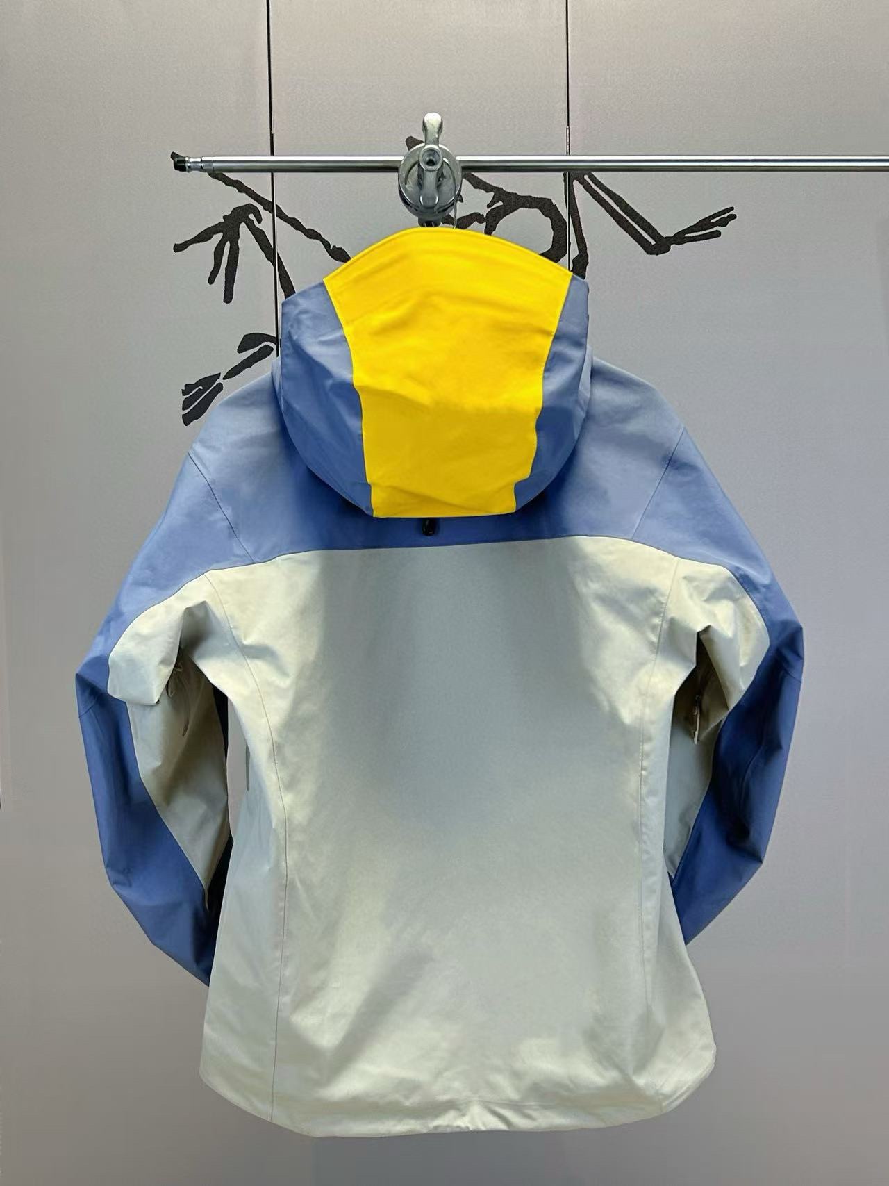 Omega Haute Couture Haute Couture Ready-to-Wear Clothing Dress Jacket 2