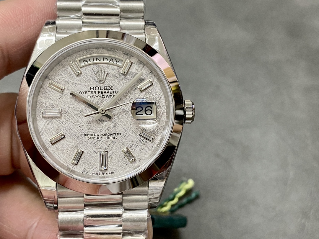 Versión de contrapeso mejorada de fábrica Gs 159 gramos, serie DD Rolex Day-Date. El tamaño es de 40 mm y está equipado…