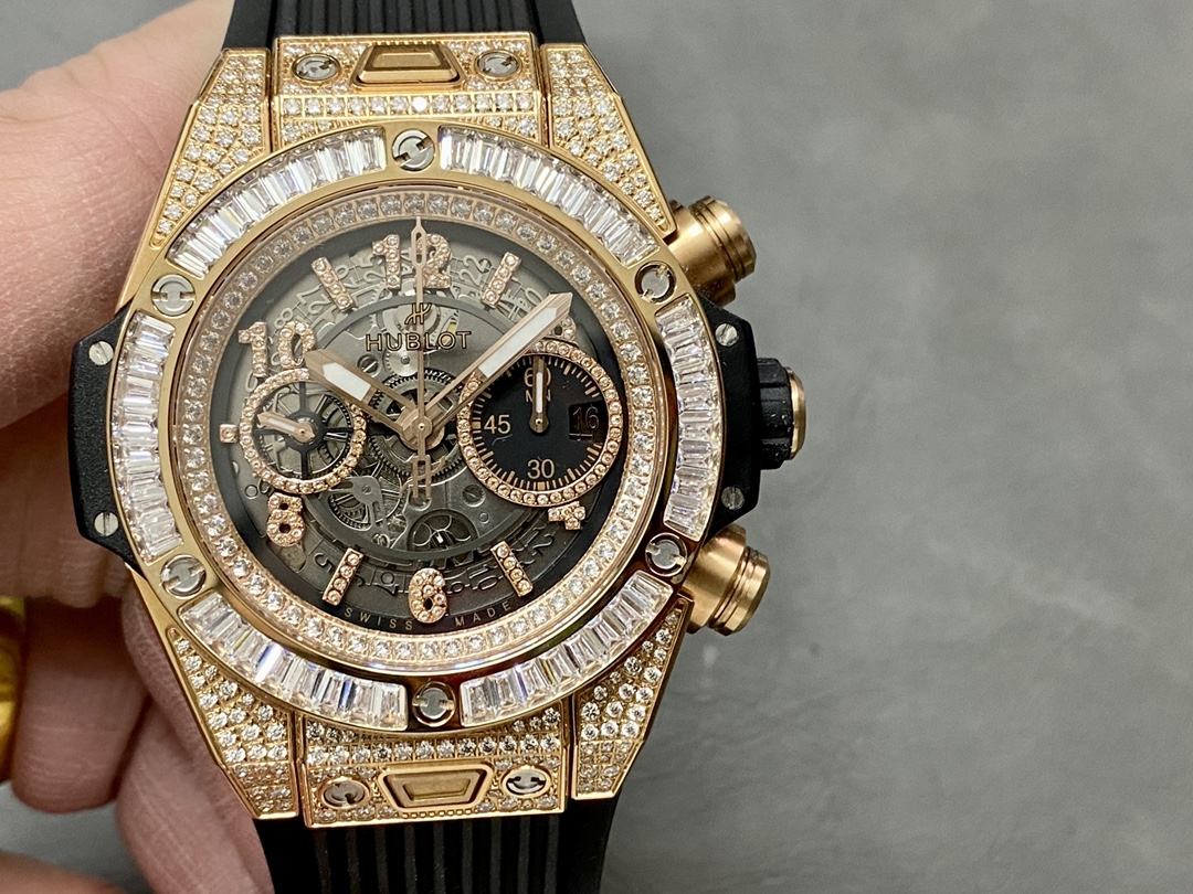 NO:146516,BBF Extreme Replica HUBLOT Hublot BIG BANG Big Bang Series 44mm Top Artifact New Customized Hengbao Exclusive UNICO HUB Automatic Chronograph Movement 3-character hollow calendar ring, 3-character dial 60-minute timer (note that all movements on the market can only be timed for 30 minutes) 8-character horizontal clutch 9-character small second wheel Standard titanium metal structure Sapphire crystal watch mirror Colorful hand texture impeccable diameter 44mm thickness 15.45 is not bad at all, all functions are perfectly realized, killing all the details and making of other factories is also the only copy that is comparable to the genuine product Ceiling level (produced by BBF must be a boutique),19860909BBF极限复刻HUBLOT 宇舶表BIG BANG 大爆炸系列 44mm顶级神器 全新定制恒宝专属UNICO HUB 自动上链计时机芯 3字位镂空日历环,3字盘60分钟计时,（注市面机芯均只能计时30分钟）8字位水平离合 9字位小秒轮 标配钛金属结构 蓝宝石水晶表镜 七彩纹指针质感无可挑剔 直径44mm 厚度15.45丝毫不差 全部功能完美实现 秒杀其它工厂的所有细节和做也是唯一与正品媲美的副本大爆炸 天花板级别（BBF出品 必属精品）,,Watch