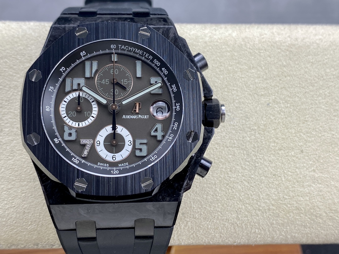 NO:146247,AF factory Audemars Piguet 26205 carbon fiber case Royal Oak Offshore Series 42mm, top-up work, exclusive original process loosens the head particles, breaking the barriers that the steel belt on the market cannot loosens the head particles, realizing the original process, so that the steel belt can also fit the wrist more. Equipped with 3126 chronograph movement. 26470,,audemars19860909AF厂爱彼26205碳纤维表壳 皇家橡树离岸系列42mm,封顶之作,独家原装工艺松动头粒,打破市面钢带无法松动头粒的壁垒,实现原装工艺,让钢带也可以更加贴合手腕.搭载3126计时机芯.26470,,audemars,Watch