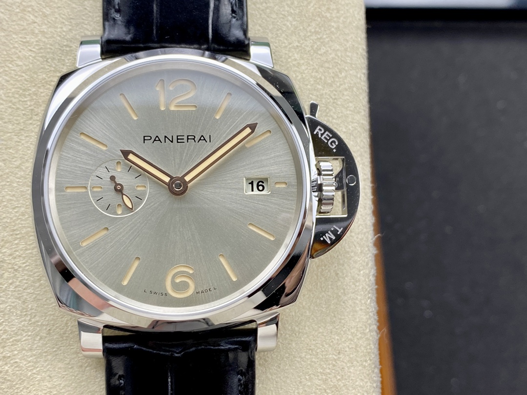 NO:145728,Vs Panerai pam1249 model P. movement 42mm dense bottom,19860909Vs 沛纳海pam1249型号 P.机芯 42mm密底,,Watch