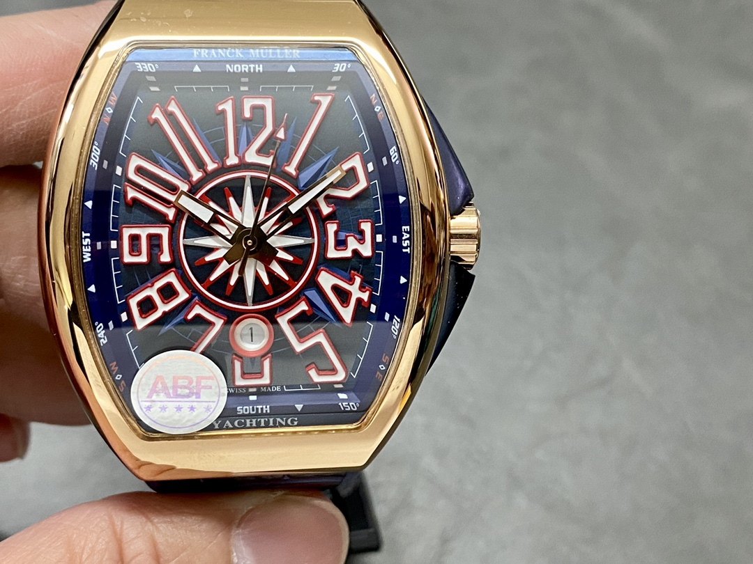 NO:145656,New V45 Yacht New original replica steel belt ABF Frank Muller Latest exclusive custom version Vanguard watch V45 CRAZY HOUR Crazy time series Bitcoin special limited edition Breaking the convention Neatly arranged 12 Art Deco Arabic numerals Customized version CZ02 automatic mechanical movement with large seconds hand that was not originally available, more clock characteristics Original visual effect Advanced batch flower hour hand is separated by 4 hours, jumps in chronological order Original opening 1:1 high-end customization Sandwich case structure Accessories can be used with the original Case size 44*53.7mm Dial and crown make the watch's sporty elegance and unique beauty ultimately touched.  The strap is cleverly integrated into the housing to maintain and extend the curved aspect of the clock, resulting in a unique design of an amazing motion clock. .316L stainless steel Folding clasp for easy wearing Universal with original ABF Craftsmanship Welcome to taste, franck muller19860909全新 V45 游艇 新款原版复刻钢带全新款 ABF 法兰克穆勒 最新款独家定制版 Vanguard腕表 V45 CRAZY HOUR 疯狂时间系列 比特币特别限量版 打破常规 将12个Art Deco式的阿拉伯数字整齐排列 定制版CZ02自动机械机芯 加装了原先没有的大秒针 行云流水 更具时钟特色 原版视觉效果 高级批花时针相隔4个小时 按时间顺序跳跃 原版开模1:1高端定制 三明治表壳结构 配件可以与原版通用 表壳尺寸 44*53.7mm 表盘和皇冠使这款腕表的运动优雅和独特美感得到了最终的触动. 表带巧妙地集成在外壳内,以保持和延长时钟的弯曲方面,结果是一个独特的设计令人惊叹的运动时钟. .316L精钢 折叠表扣 方便佩戴 与原装通用 ABF 匠心工艺 欢迎品鉴,,franck muller,Watch