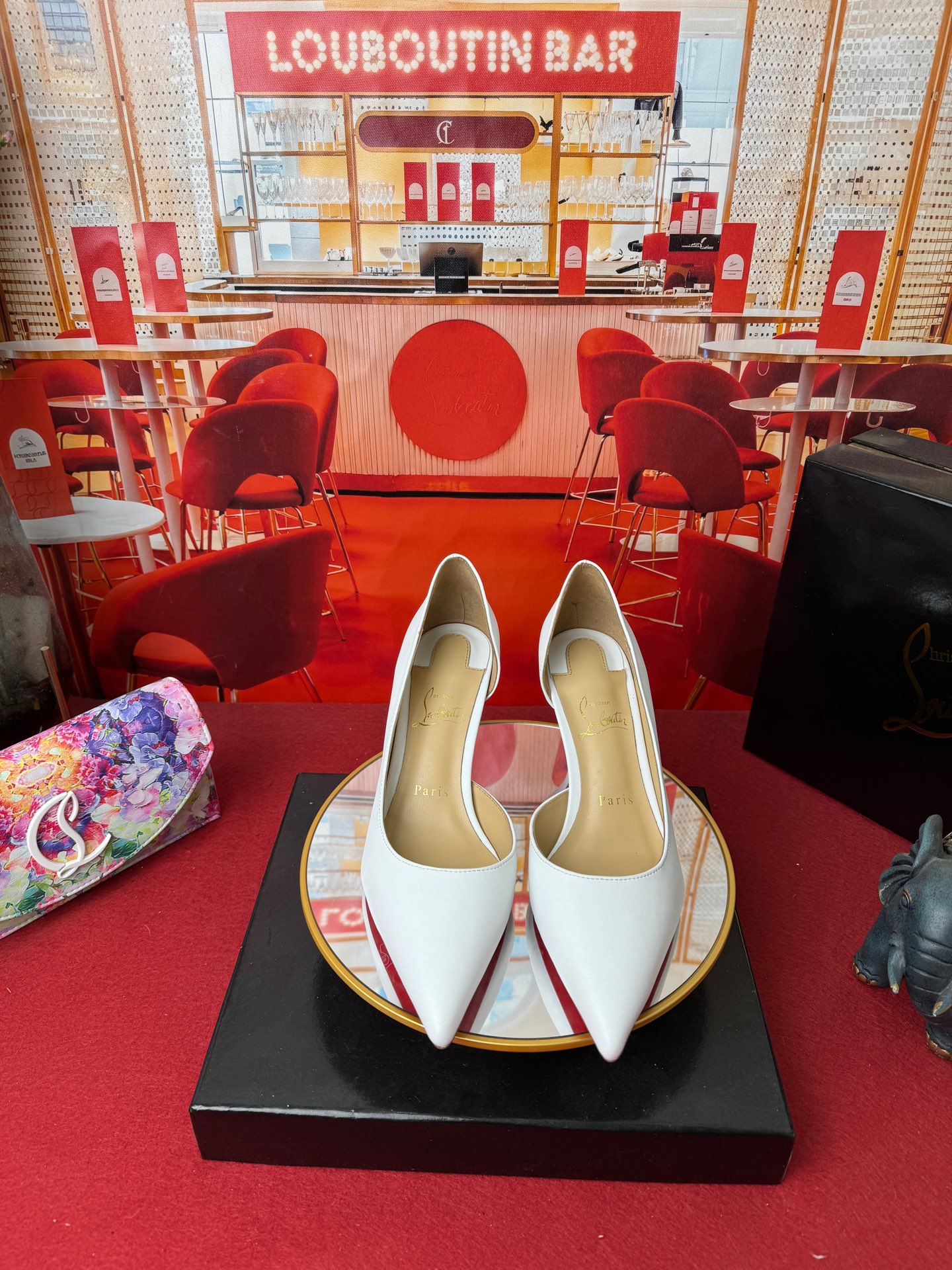 NO:166286,Inner short shoes RMB Size34-44 (34.40.41.42.43.44 Half size custom made without return) Colour has many colors Heel flat sole-6.5-8.5-10-12 Imported cowhide upper The inner lining is made of Italian imported mixed sheepskin inner lining outsole original Italian imported AR1 top leather outsole, high heels, manolo blahnik, christian louboutin, high heels, cowhide, sheepskin, Leather soles19860909内空单鞋 RMB Size34-44(34.40.41.42.43.44半码定做不退换) Colour颜色多多 Heel平底-6.5-8.5-10-12 鞋面进口牛皮 内里采用意大利进口混种羊皮内里 大底原版意大利进口AR1顶级真皮大底,高跟鞋,manolo blahnik,christian louboutin,high heels,cowhide,sheepskin,Leather soles,Women's Shoes