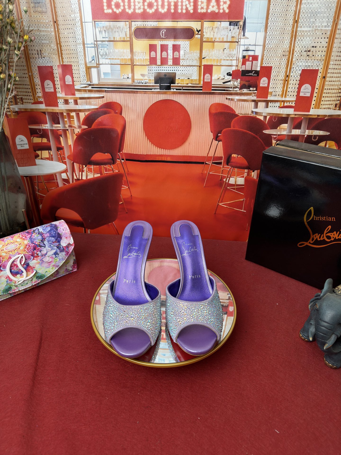 NO:816721,Fish mouth diamond slippers w. RMB Size 34-44 (34.40.41.42.43. Half size customization is non-returnable) Color Many colors Heel8.5 - 10 cm Upper imported from Yangjing The lining is made of mixed sheepskin lining imported from Italy. The original outsole is imported from Italy AR1 top genuine leather outsole, high heels, christian louboutin, high heels, slippers, sheepskin, sheep, Leather soles19860909鱼嘴钻拖鞋w.  RMB Size34-44(34.40.41.42.43.半码定做不退换) Colour颜色多多 Heel8.5 - 10 cm 鞋面进口羊京 内里采用意大利进口混种羊皮内里 大底原版意大利进口AR1顶级真皮大底,高跟鞋,christian louboutin,high heels,slippers,sheepskin,sheep,Leather soles,Women's Shoes