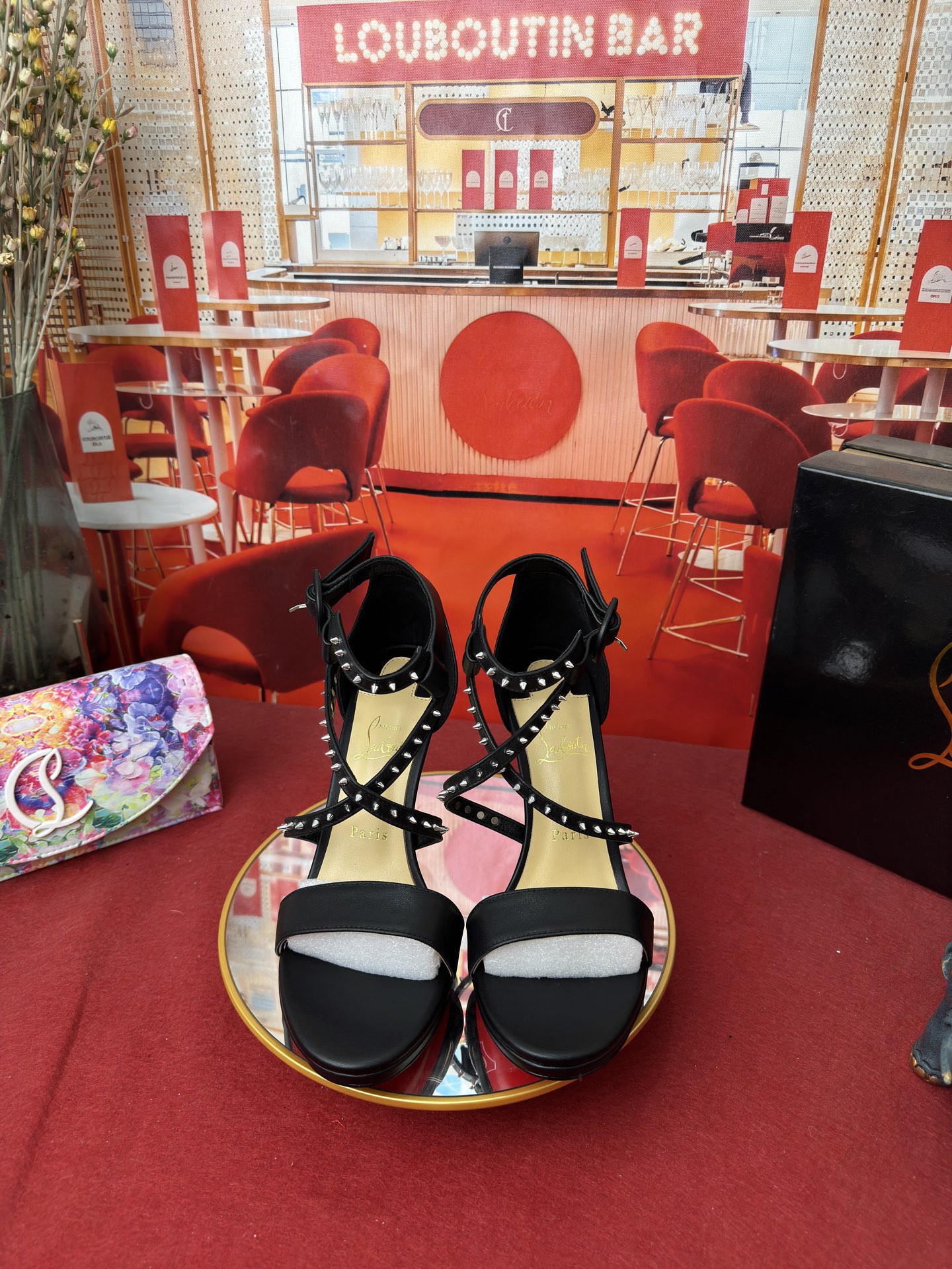 NO:816710,Water platform sandals w. RMB Size34-43 (34.40.41.42.43. Half size customization is non-refundable) Color black, apricot Heel10 cm upper imported cowhide lining imported from Italy mixed sheepskin lining outsole original Italian imported AR1 top genuine leather outsole, high heels, christian louboutin, sandals, high heels, cowhide, sheepskin, Leather soles19860909水台凉鞋w.  RMB Size34-43(34.40.41.42.43.半码定做不退换) Colour黑色,杏色 Heel10 cm 鞋面进口牛皮 内里采用意大利进口混种羊皮内里 大底原版意大利进口AR1顶级真皮大底,高跟鞋,christian louboutin,sandals,high heels,cowhide,sheepskin,Leather soles,Women's Shoes