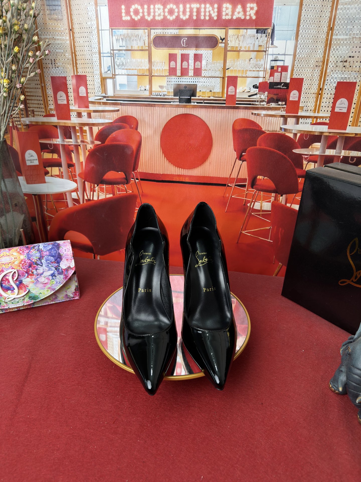NO:816716,Lipstick heels w. RMB size 34-43 (34.40.41.42.43. Customized, non-returnable and non-exchangeable) Heel10 cm Material: Upper imported patent leather, lining made of mixed sheepskin imported from Italy, outsole, original Italian top-grade leather outsole, high heels, christian louboutin, high heels, sheepskin, Leather soles19860909口红跟单鞋w.  RMB size34码-43码（34.40.41.42.43.定做不退不换） Heel10 cm 材料 鞋面进口漆皮皮 内里采用意大利进口混种羊皮 大底原版意大利进中顶级真皮大底,高跟鞋,christian louboutin,high heels,sheepskin,Leather soles,Women's Shoes