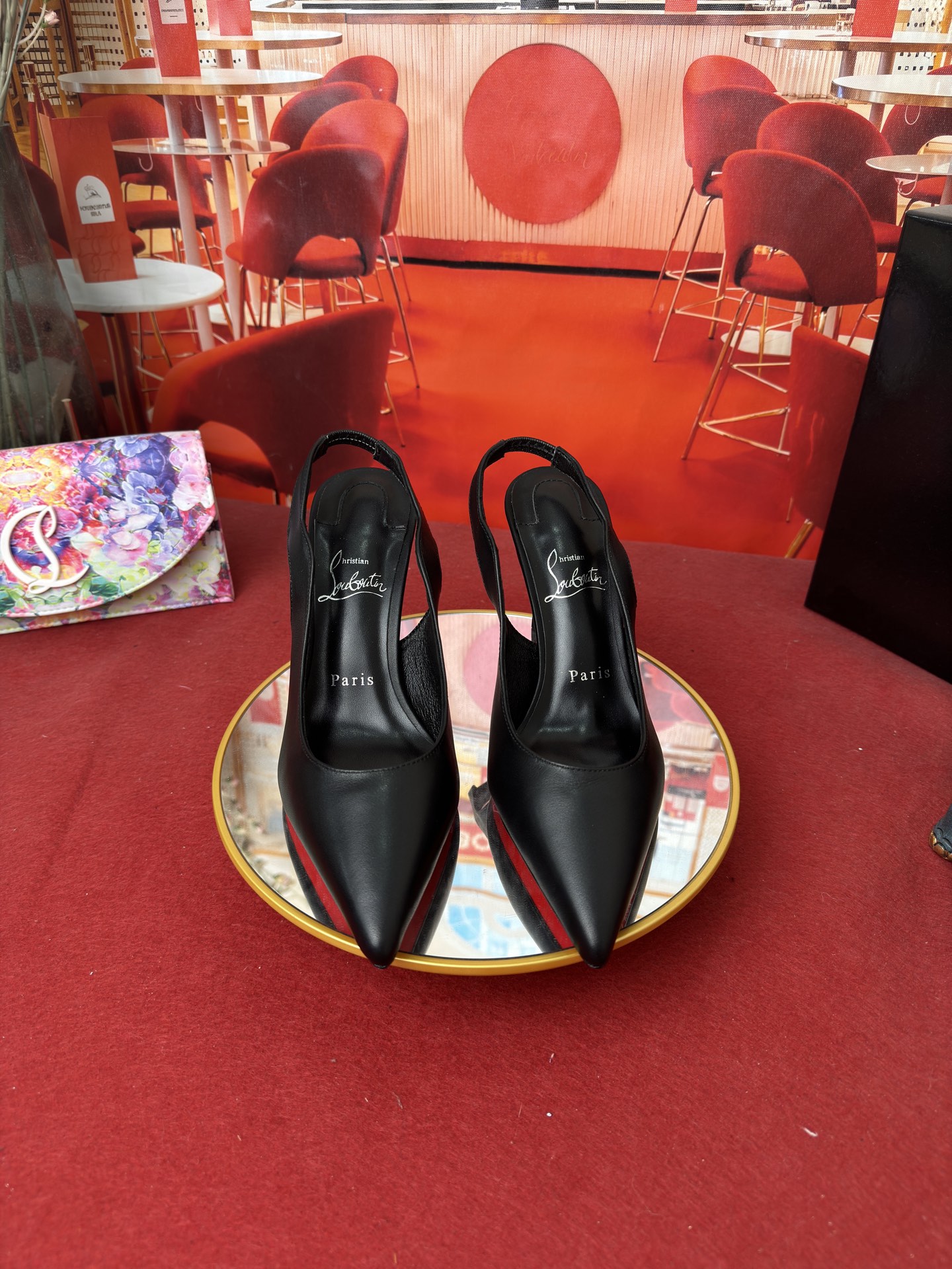NO:816725,Wave back empty w. RMB size 34 to 43 (34.40.41.42.43. Customized, non-refundable and non-exchangeable) Heel8.5 cm, 10 cm, 12 cm Materials: Upper imported cowhide, lining made of mixed sheepskin imported from Italy, outsole original Italian top-quality leather outsole, high heels, christian louboutin, high heels, cowhide, sheepskin, Leather soles19860909波浪后空w.  RMB size34码-43码（34.40.41.42.43.定做不退不换） Heel8.5 cm,10 cm,12 cm 材料 鞋面进口牛皮 内里采用意大利进口混种羊皮 大底原版意大利进中顶级真皮大底,高跟鞋,christian louboutin,high heels,cowhide,sheepskin,Leather soles,Women's Shoes